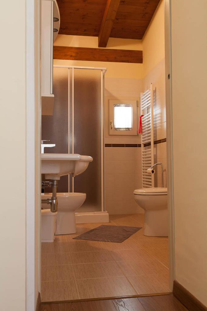 Deluxe Room - Photo 6