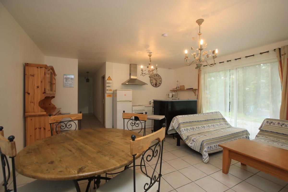 Two-Bedroom House photo 2
