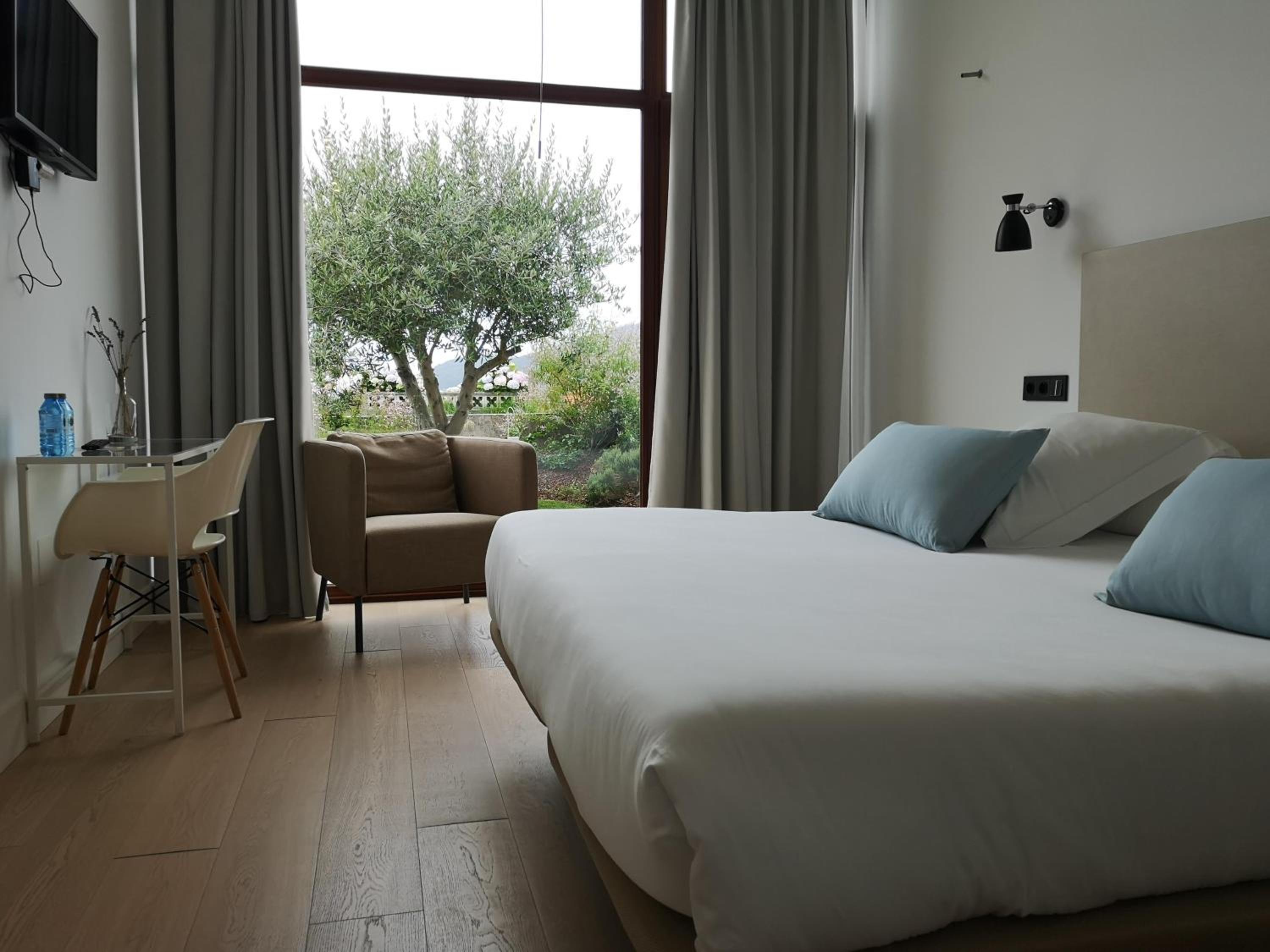 Double Room with Garden View photo 2