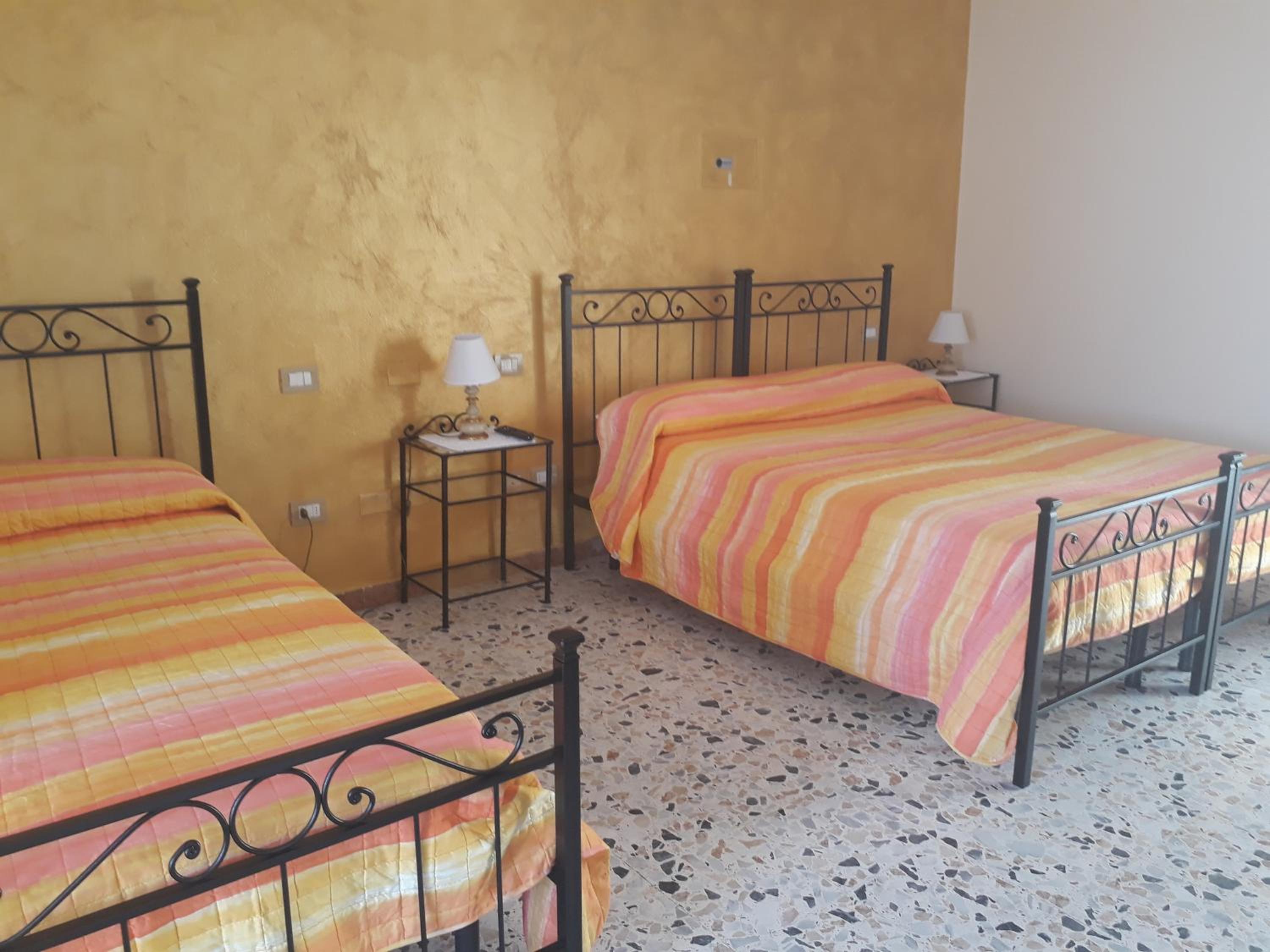 Triple Room with Terrace - Photo 1