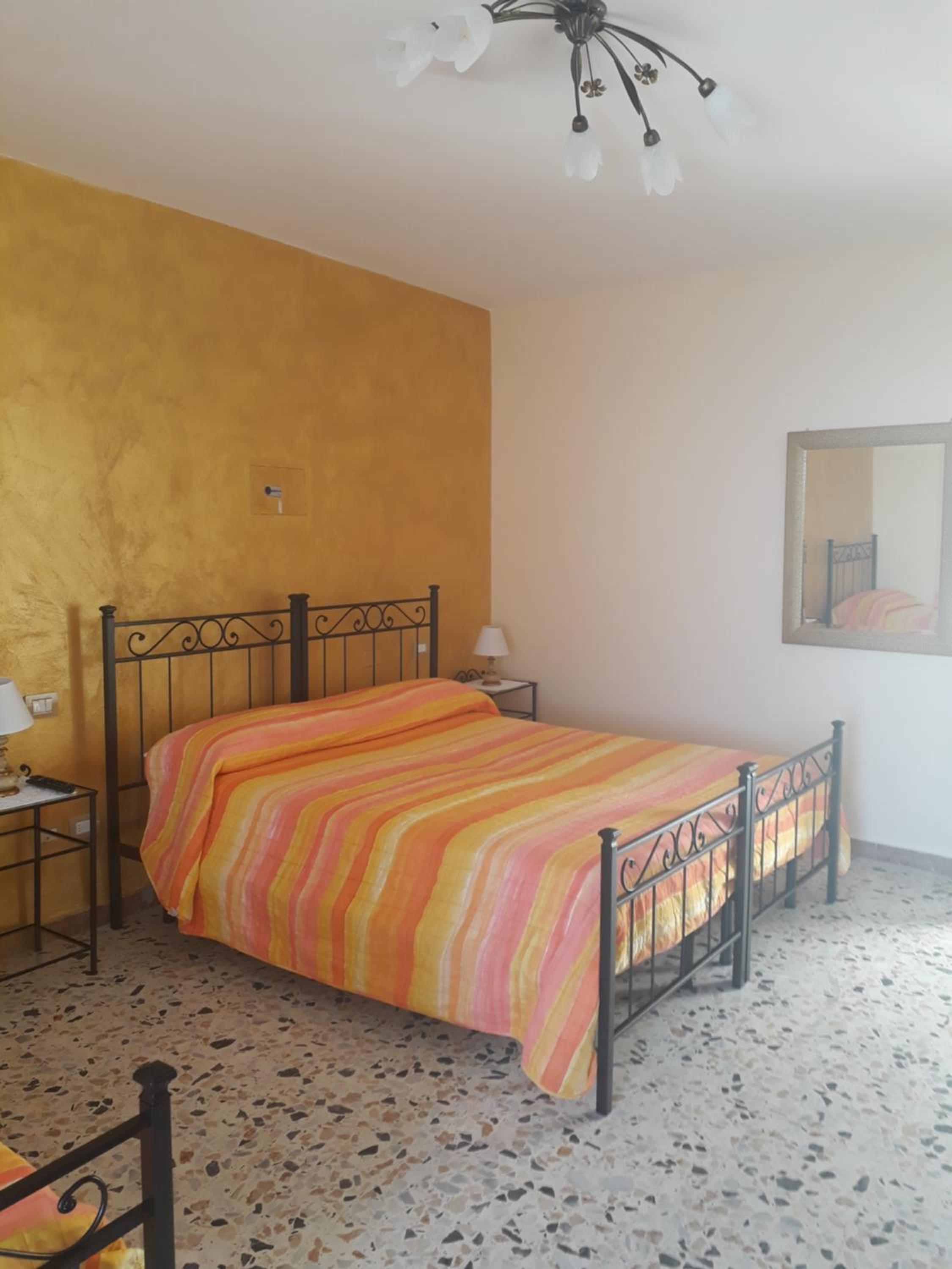 Triple Room with Terrace - Photo 2