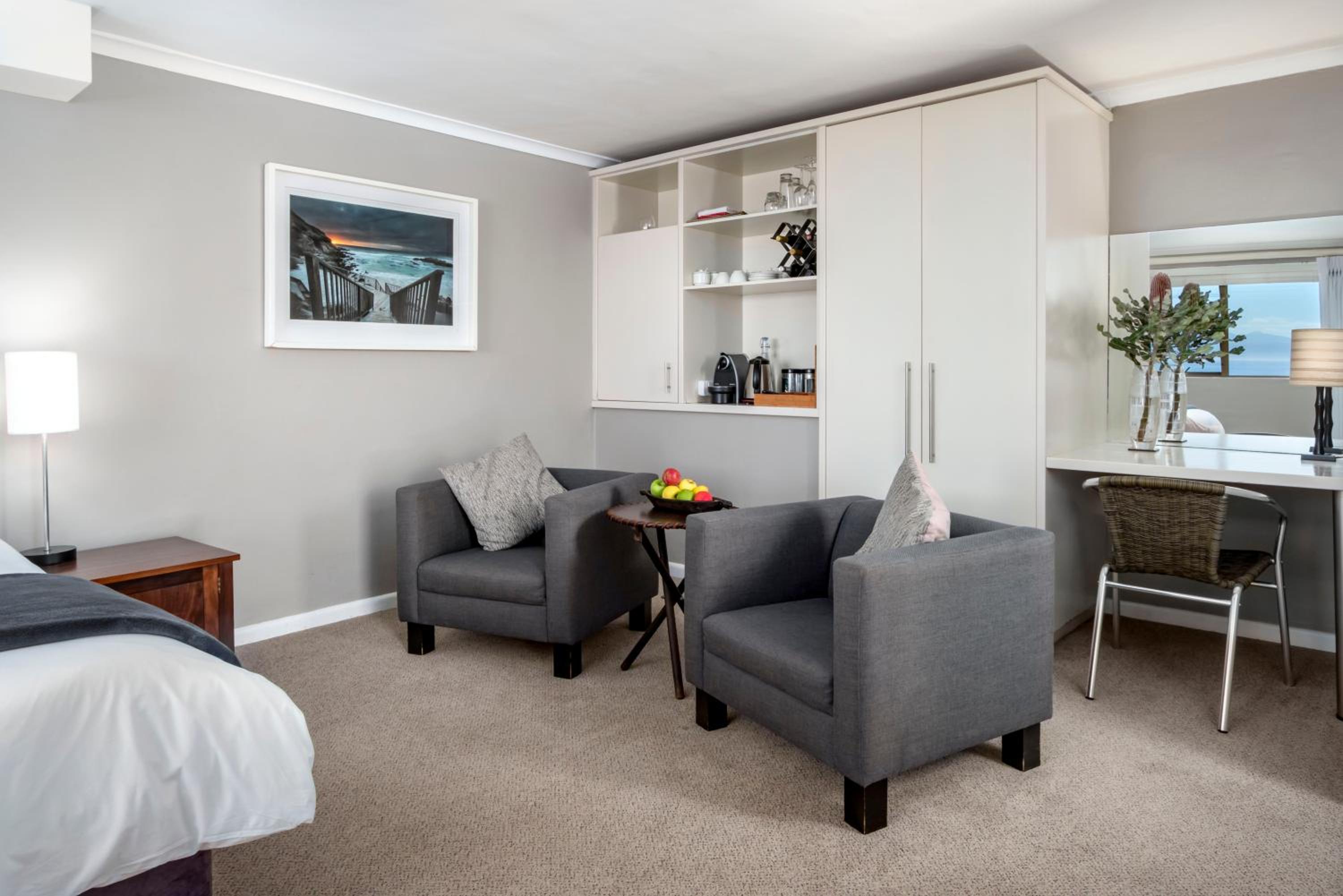 King or Twin Room with Sea View