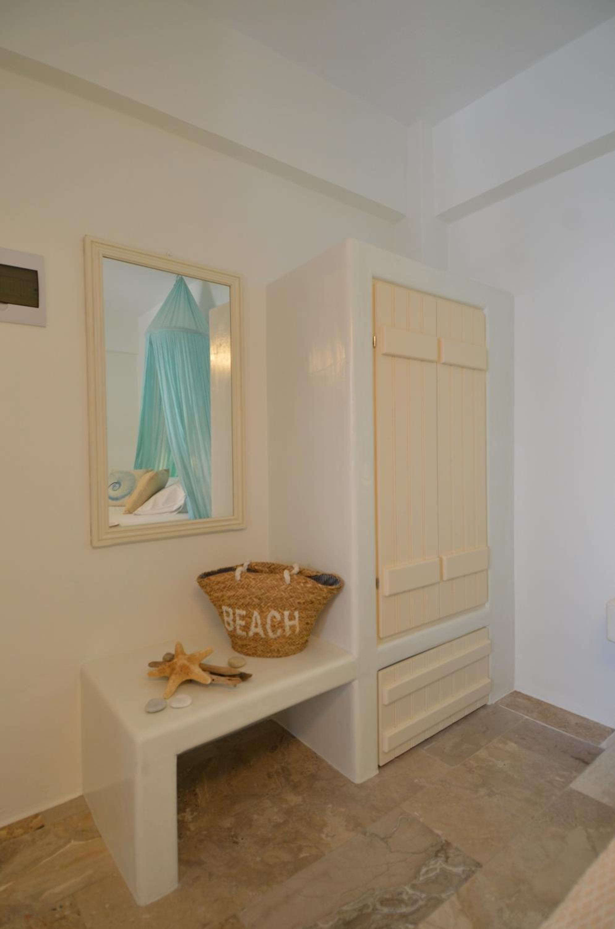 Double Room with Balcony - Photo 6