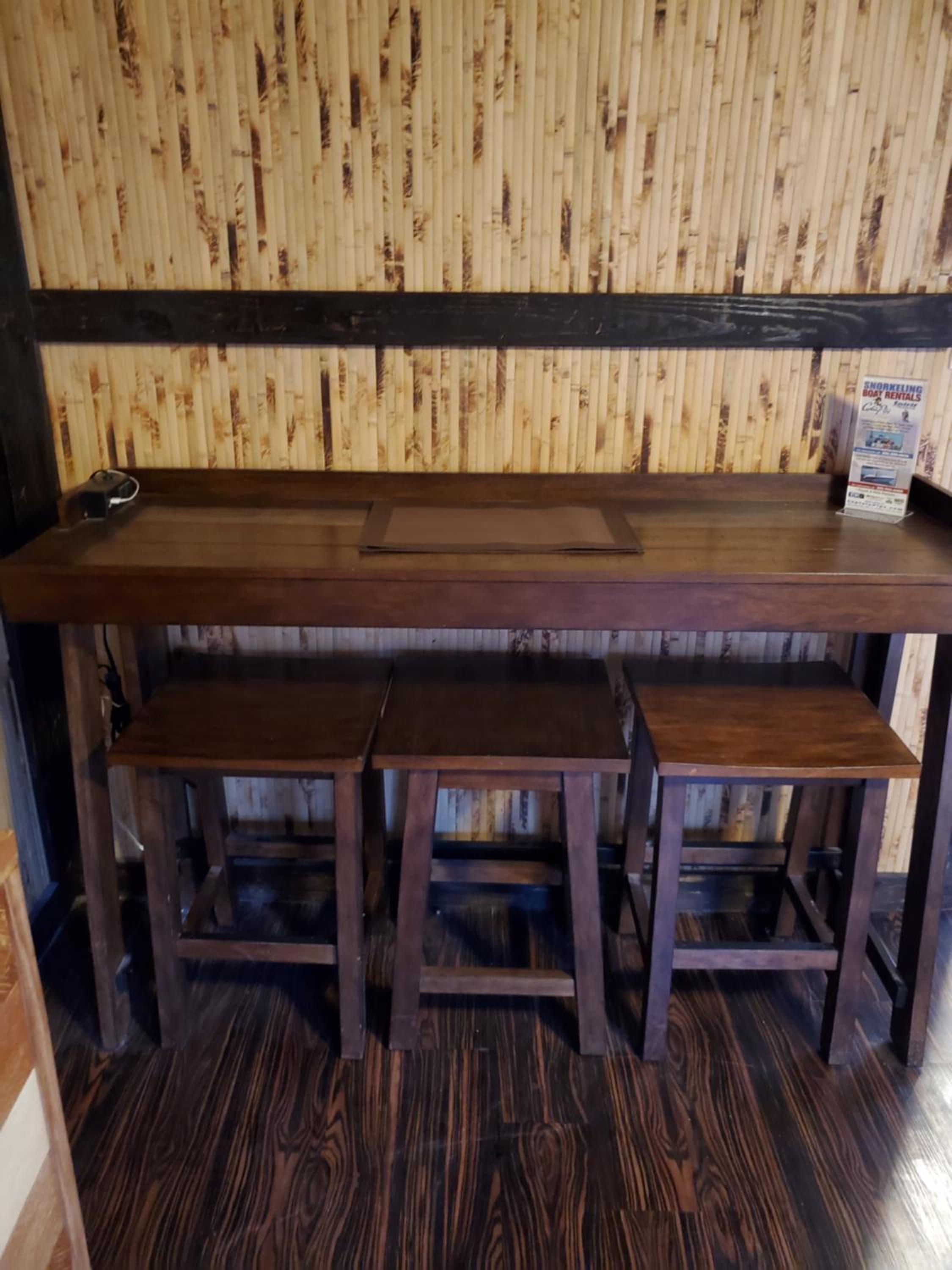 Standard King Room - Photo 5