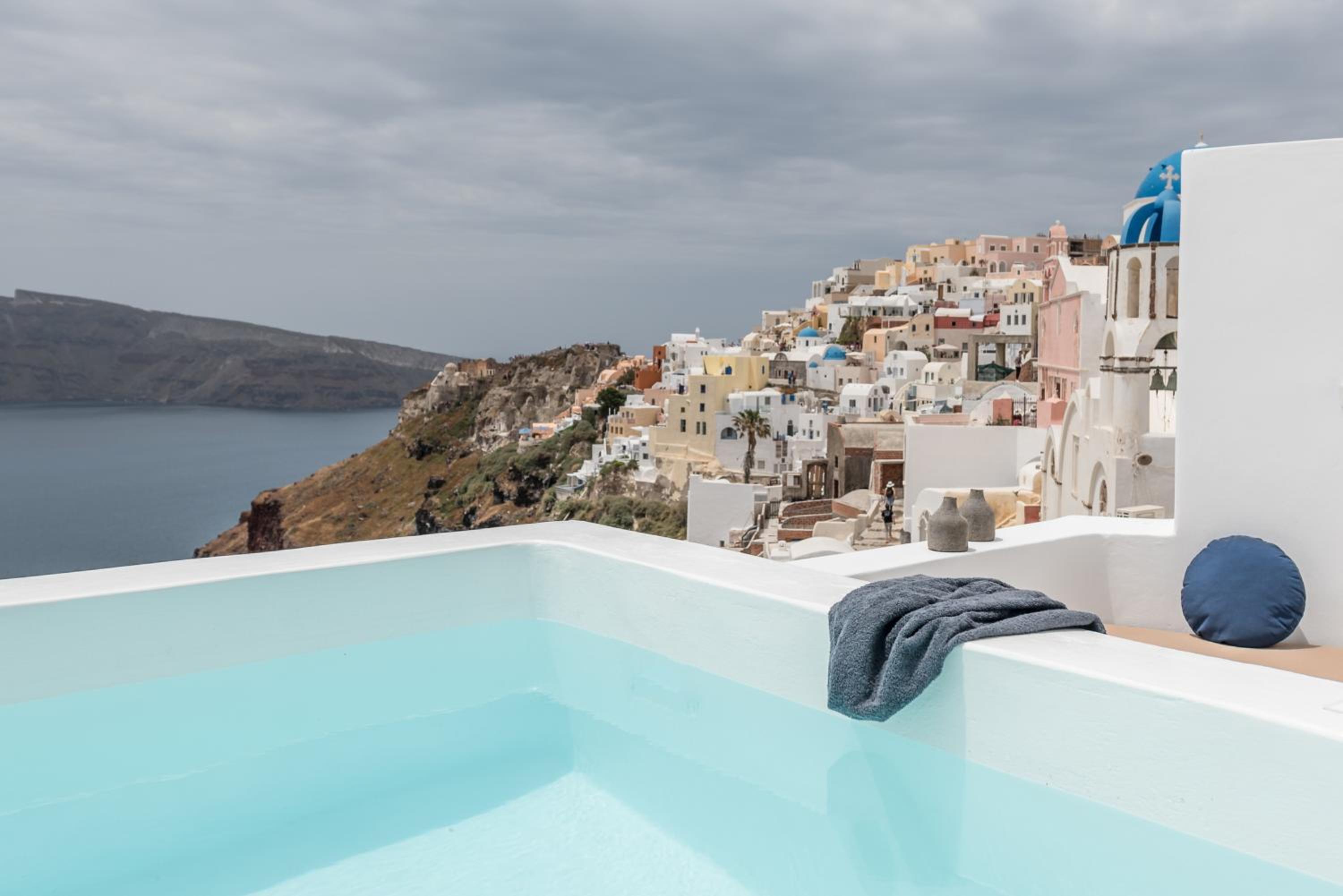 Honeymoon Suite with Hot Tub and Caldera View - Photo 12