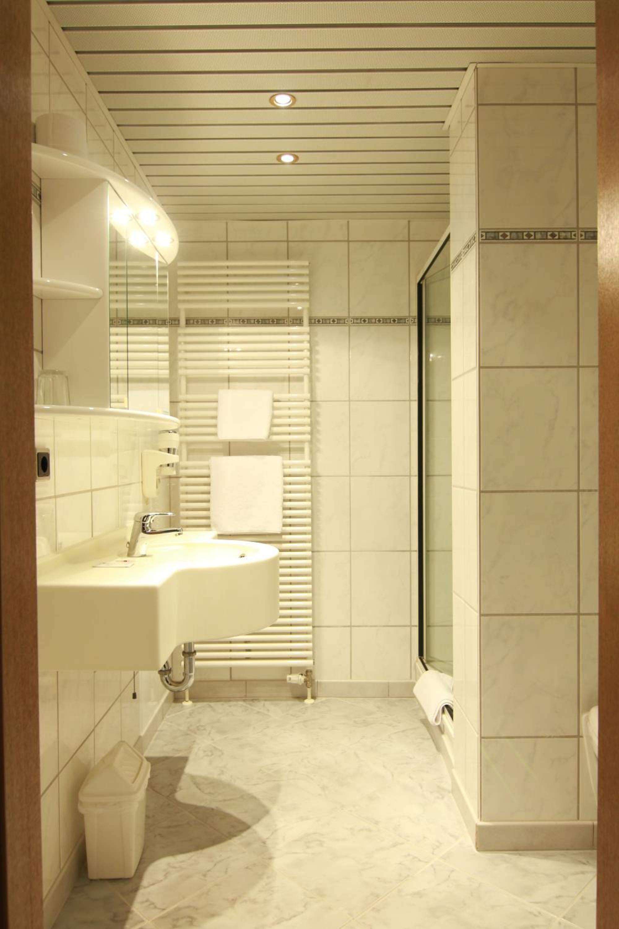 Apartment - Photo 2