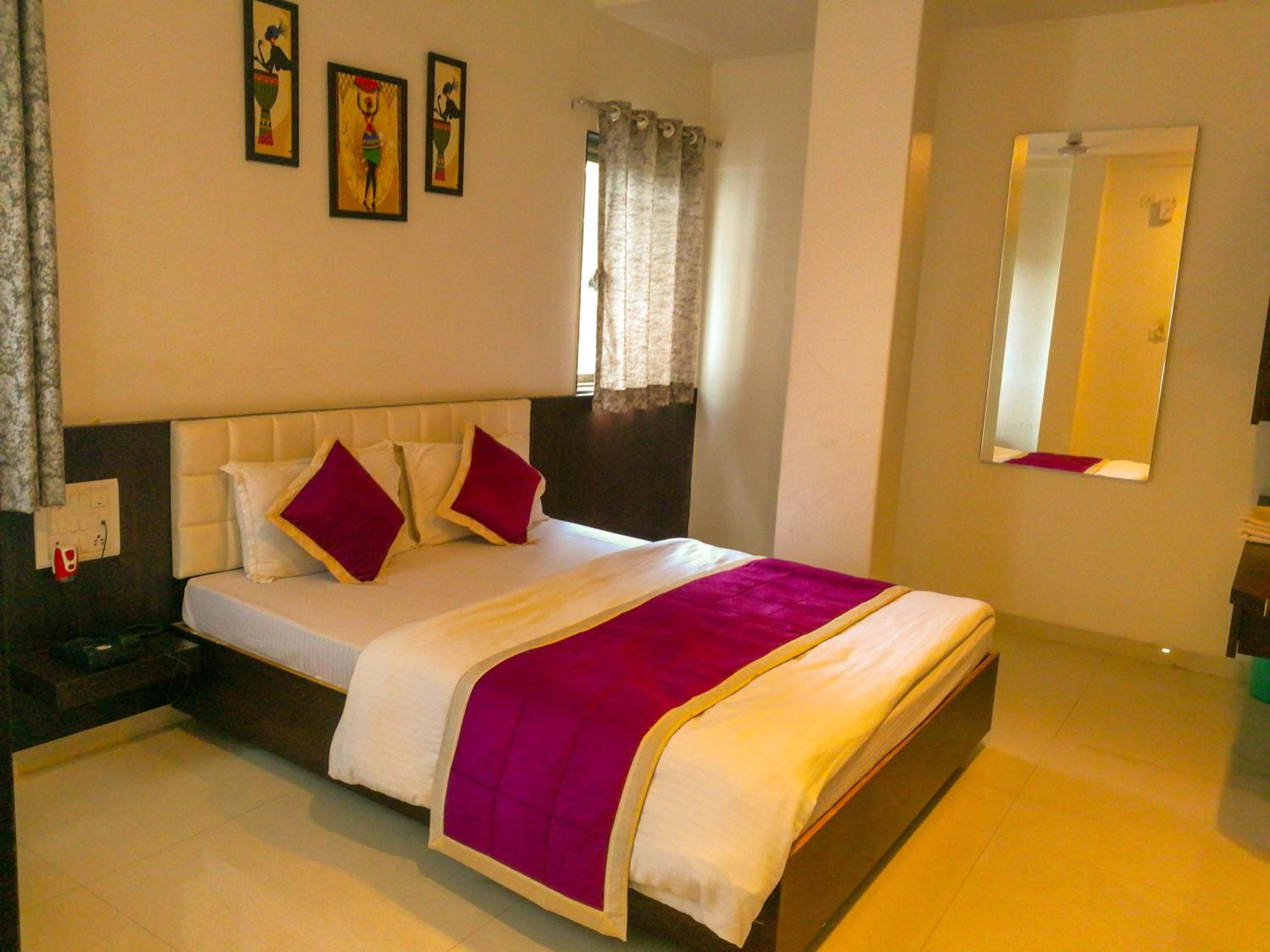 Super Deluxe Double Room - Photo 21