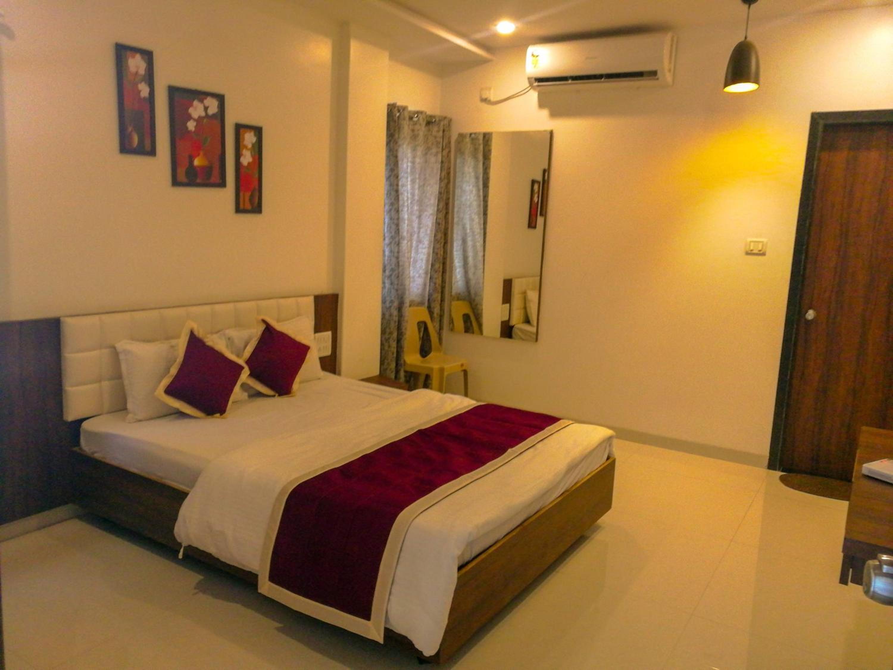 Super Deluxe Double Room - Photo 1