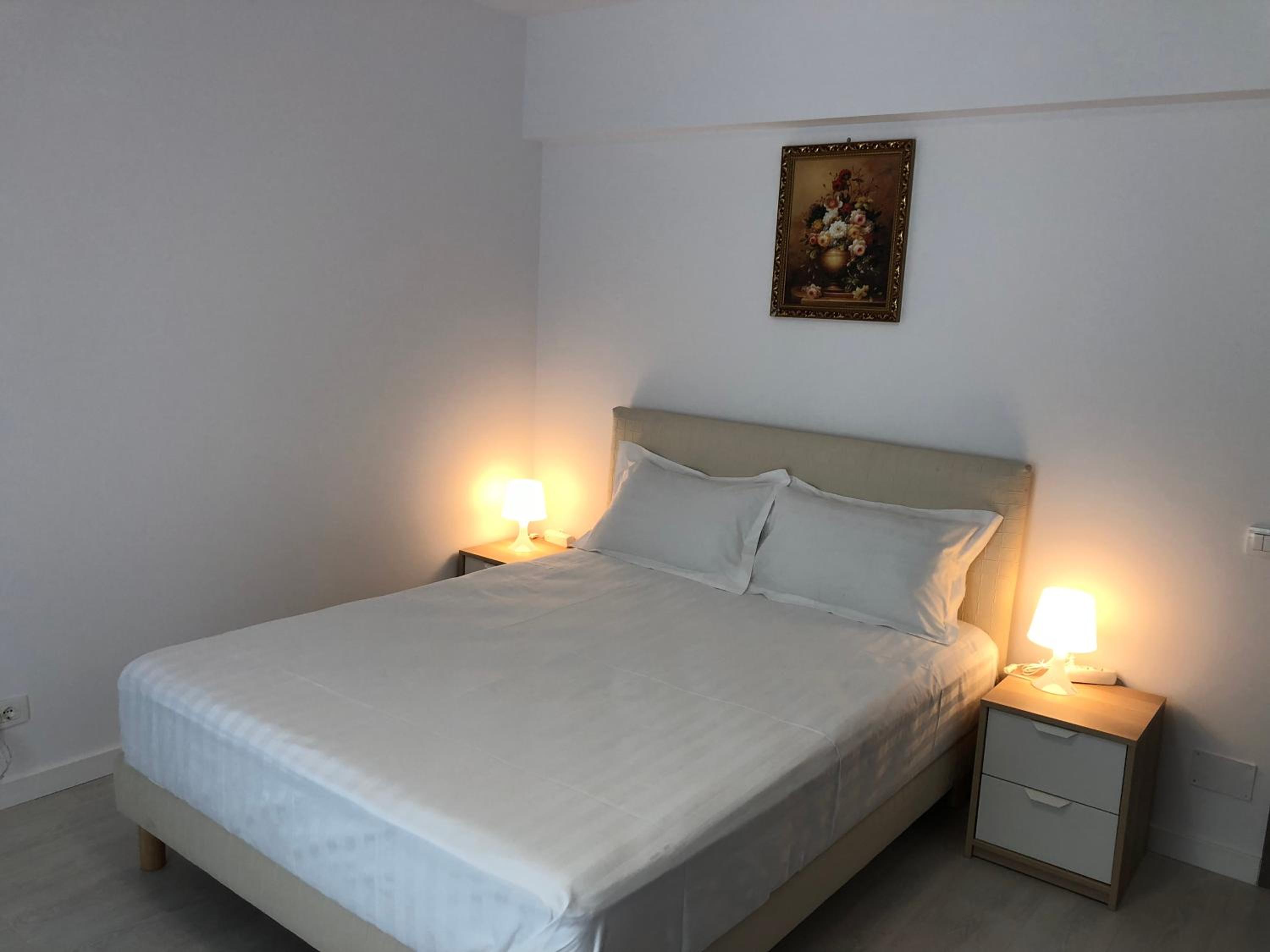 Studio Apartment - Photo 10