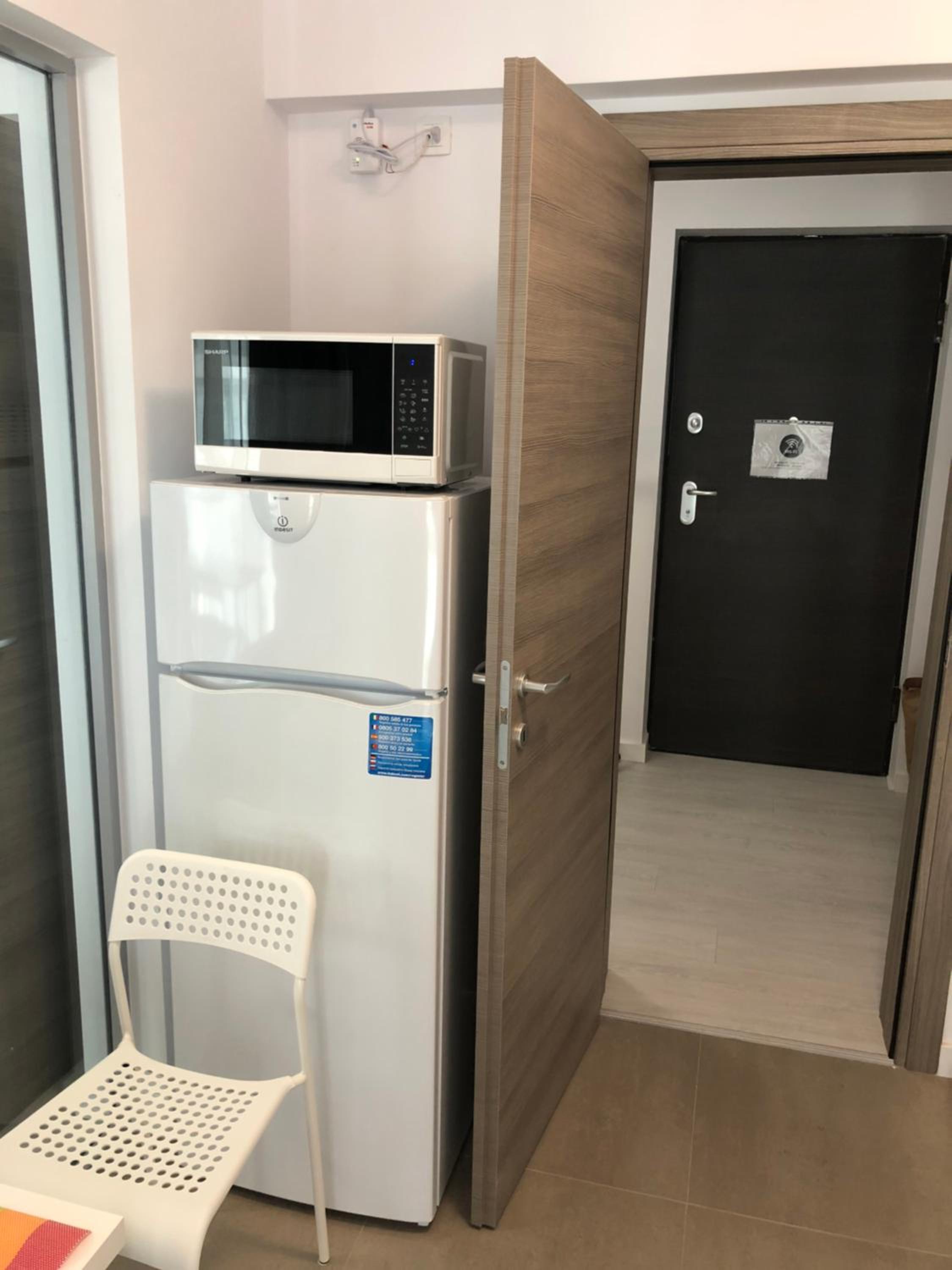 One-Bedroom Apartment - Photo 15