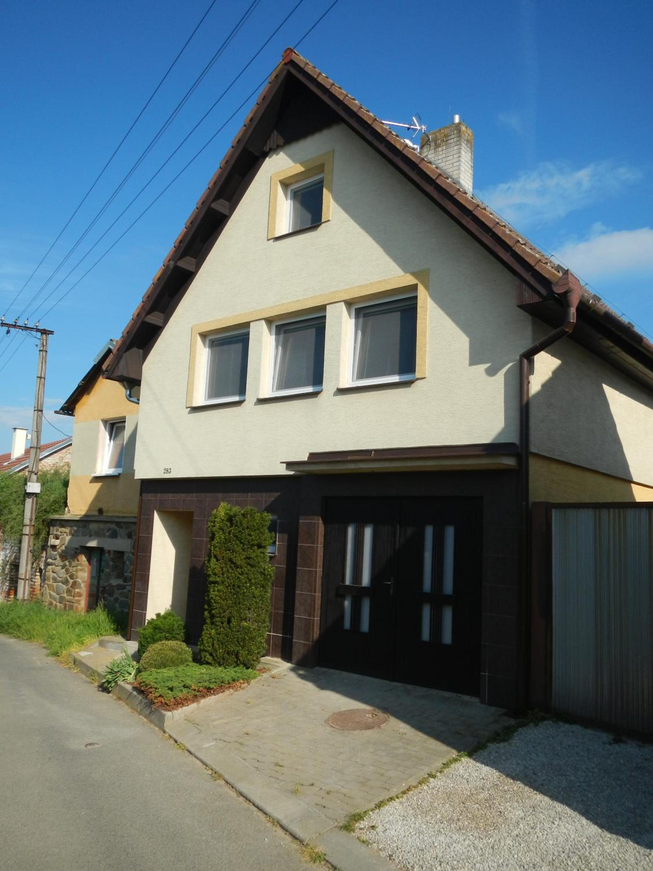Two-Bedroom House photo 2