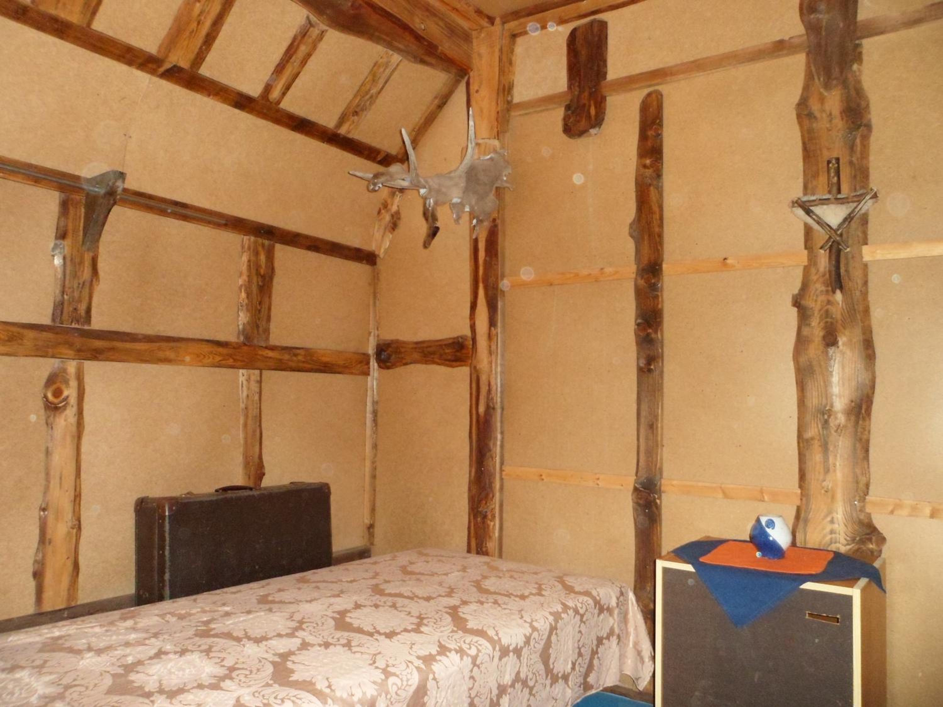 Twin Room - Photo 2