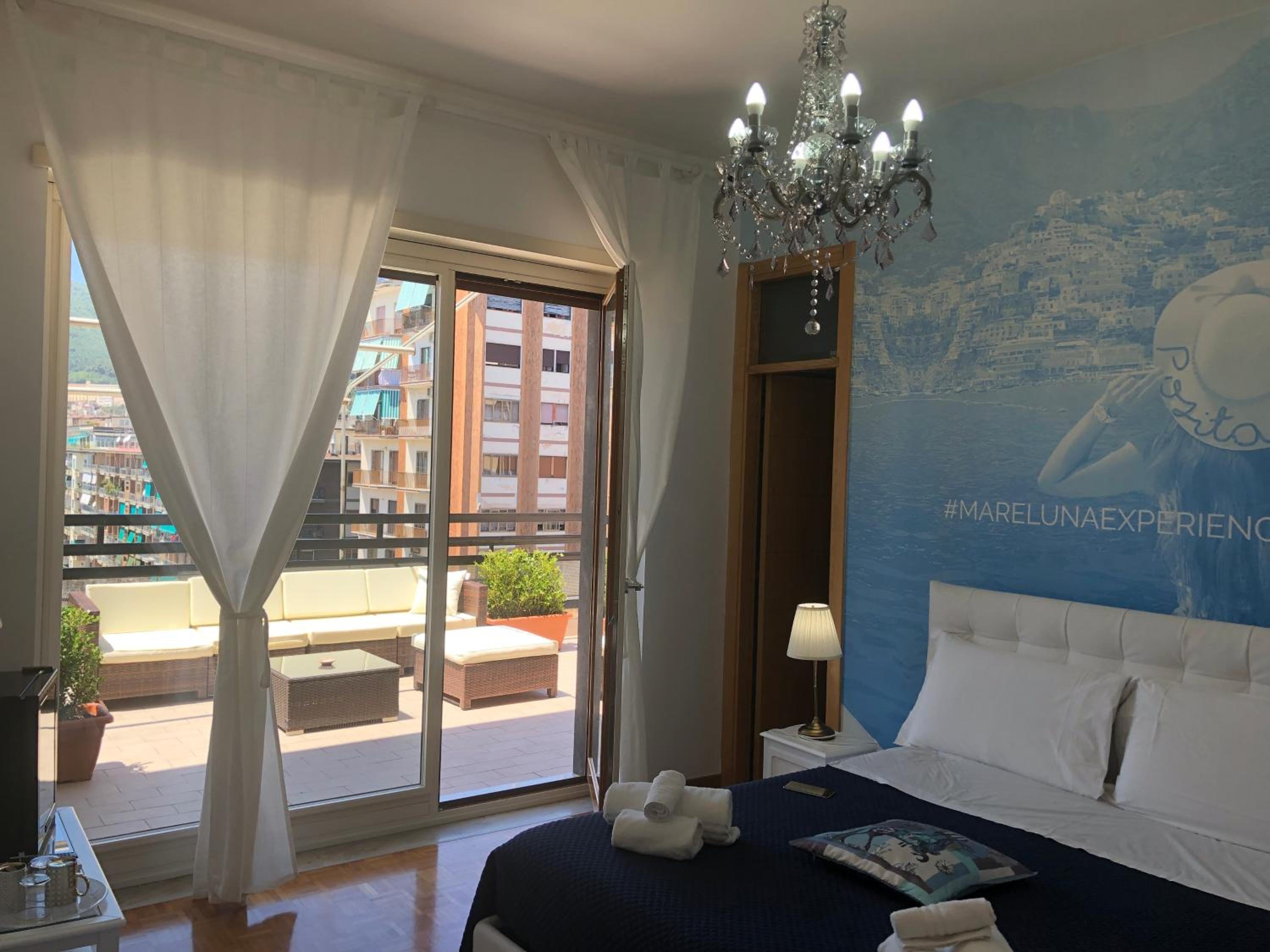 Deluxe Suite With Sea View
