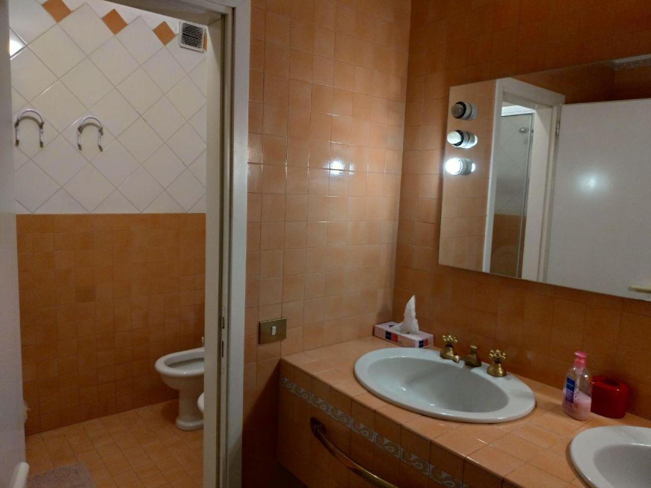 Deluxe Double Room with Extra Bed photo 3