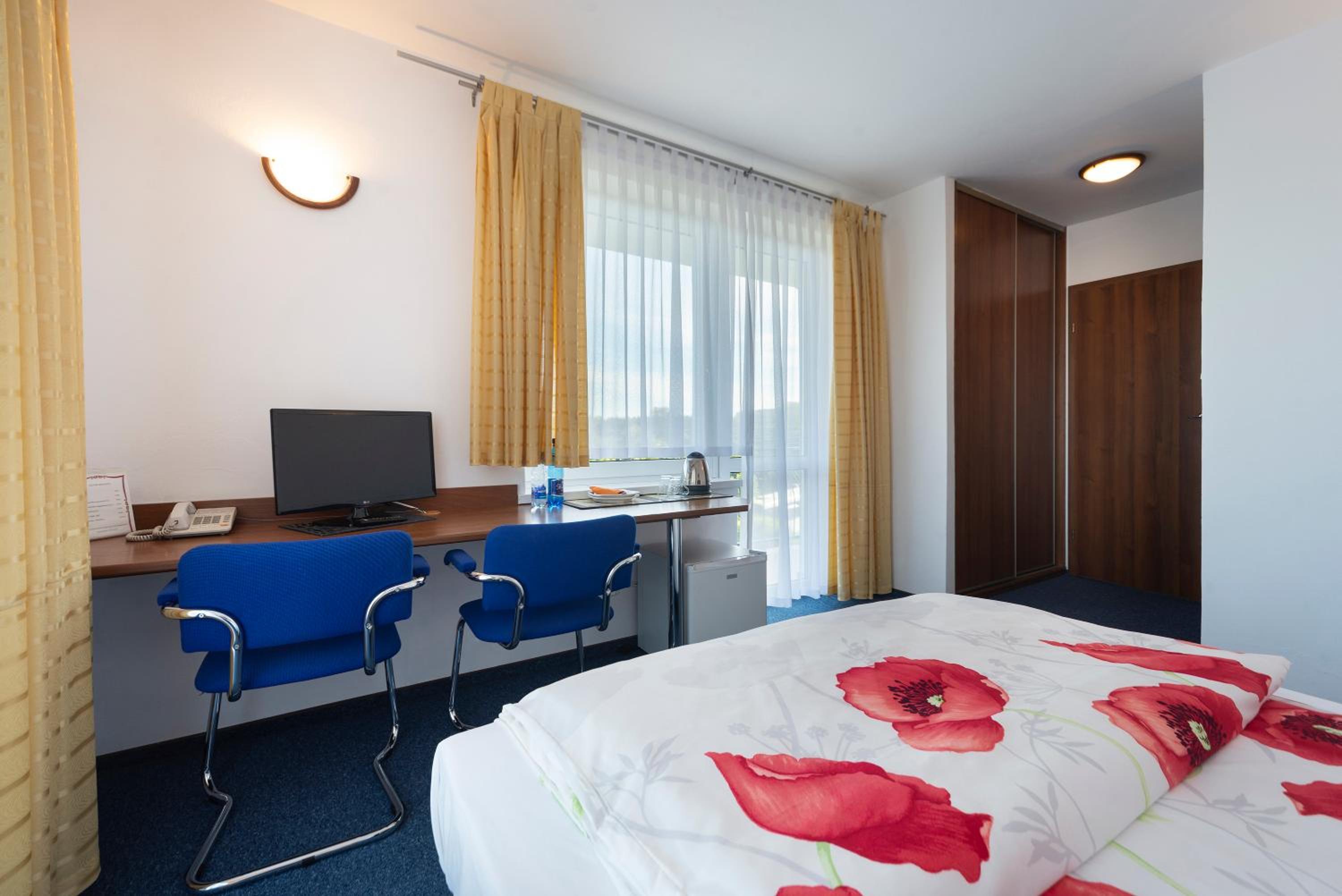 Deluxe Double Room with Balcony photo 1