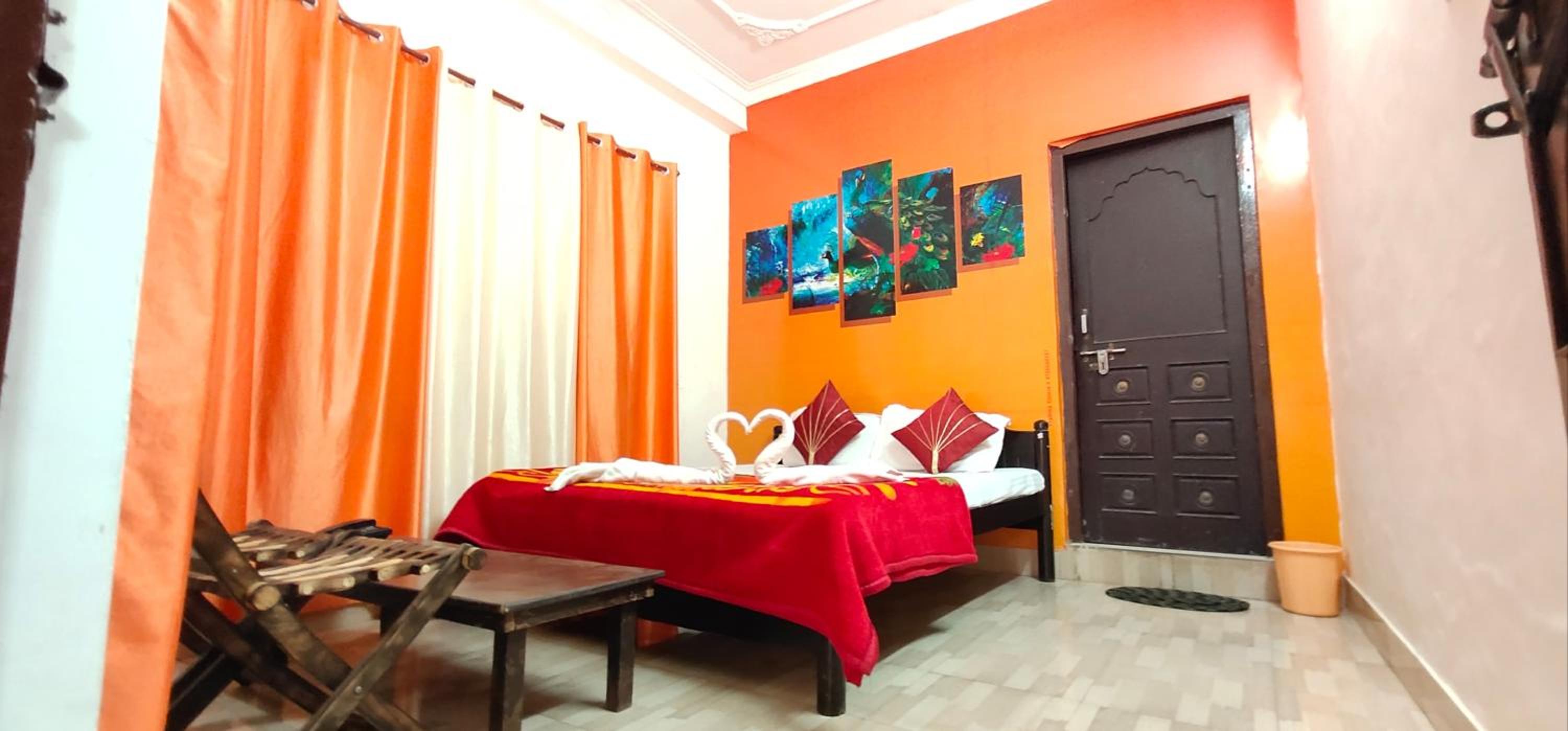 Standard Double Room - Photo 8