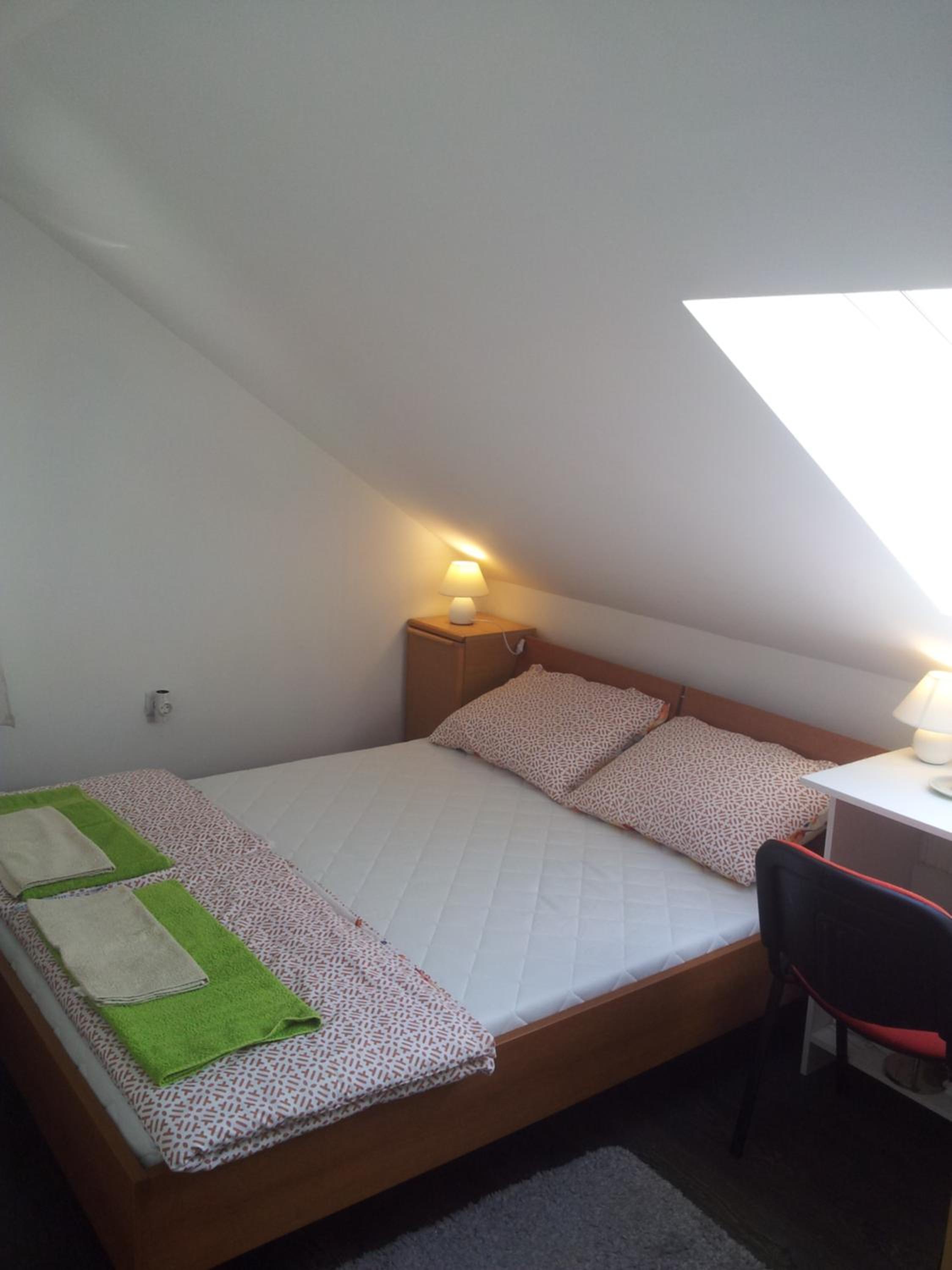 Double Room with Private Bathroom - Photo 1