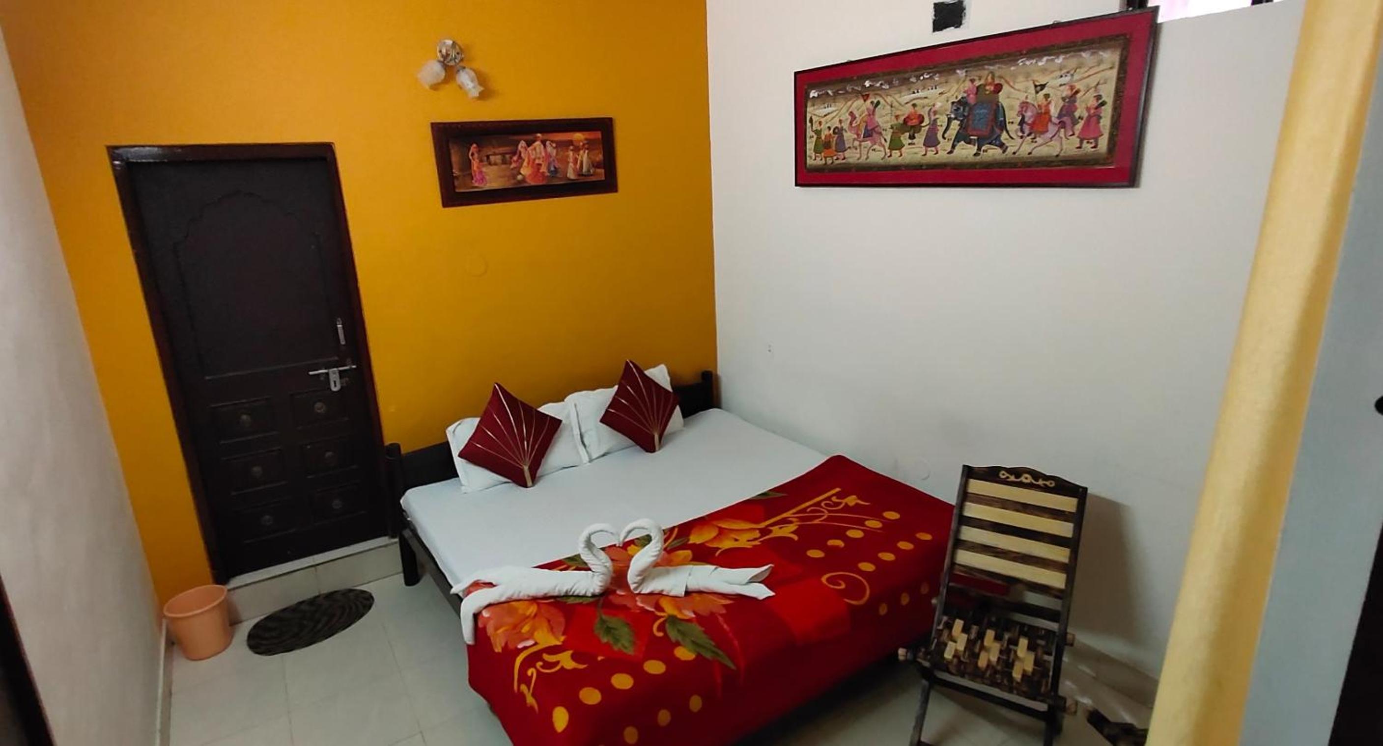 Standard Double Room - Photo 2