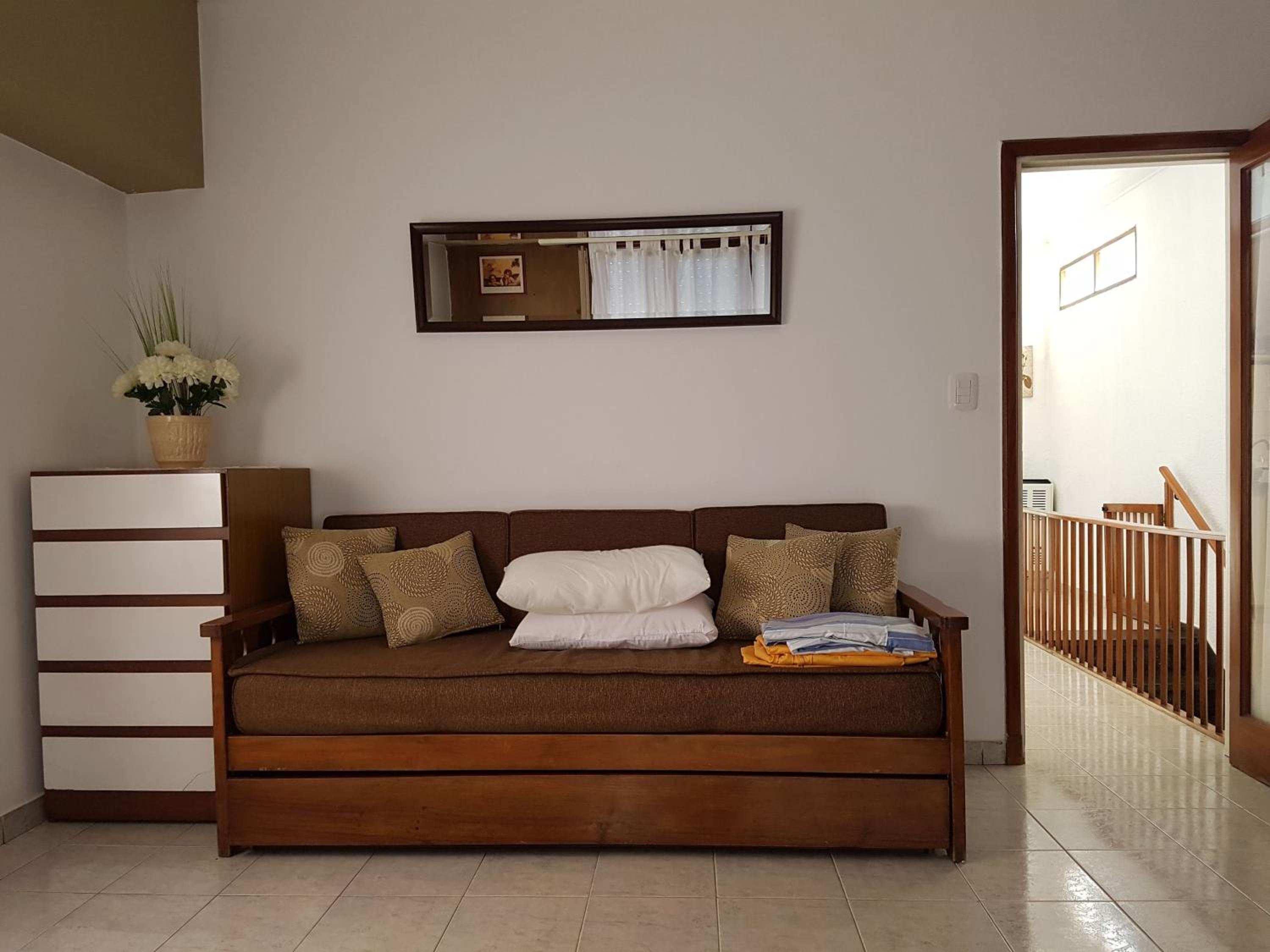 Apartment photo 2