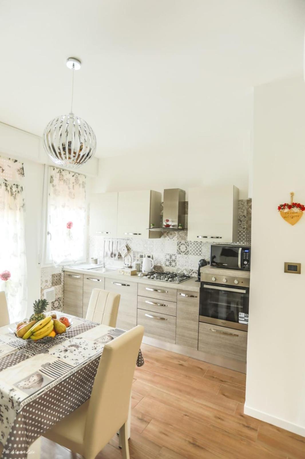 Classic Apartment - Photo 9