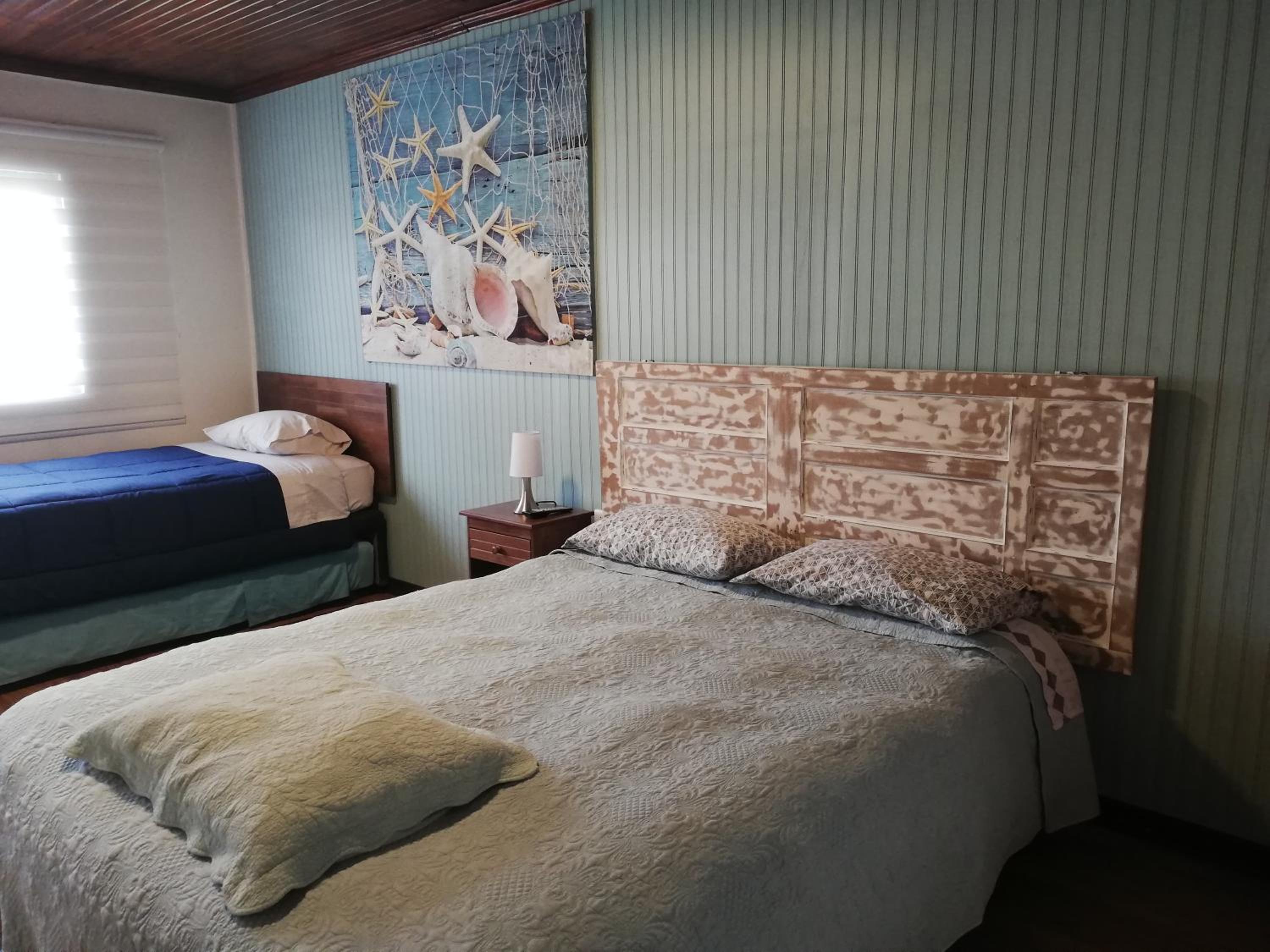 Quadruple Room with Bathroom photo 1