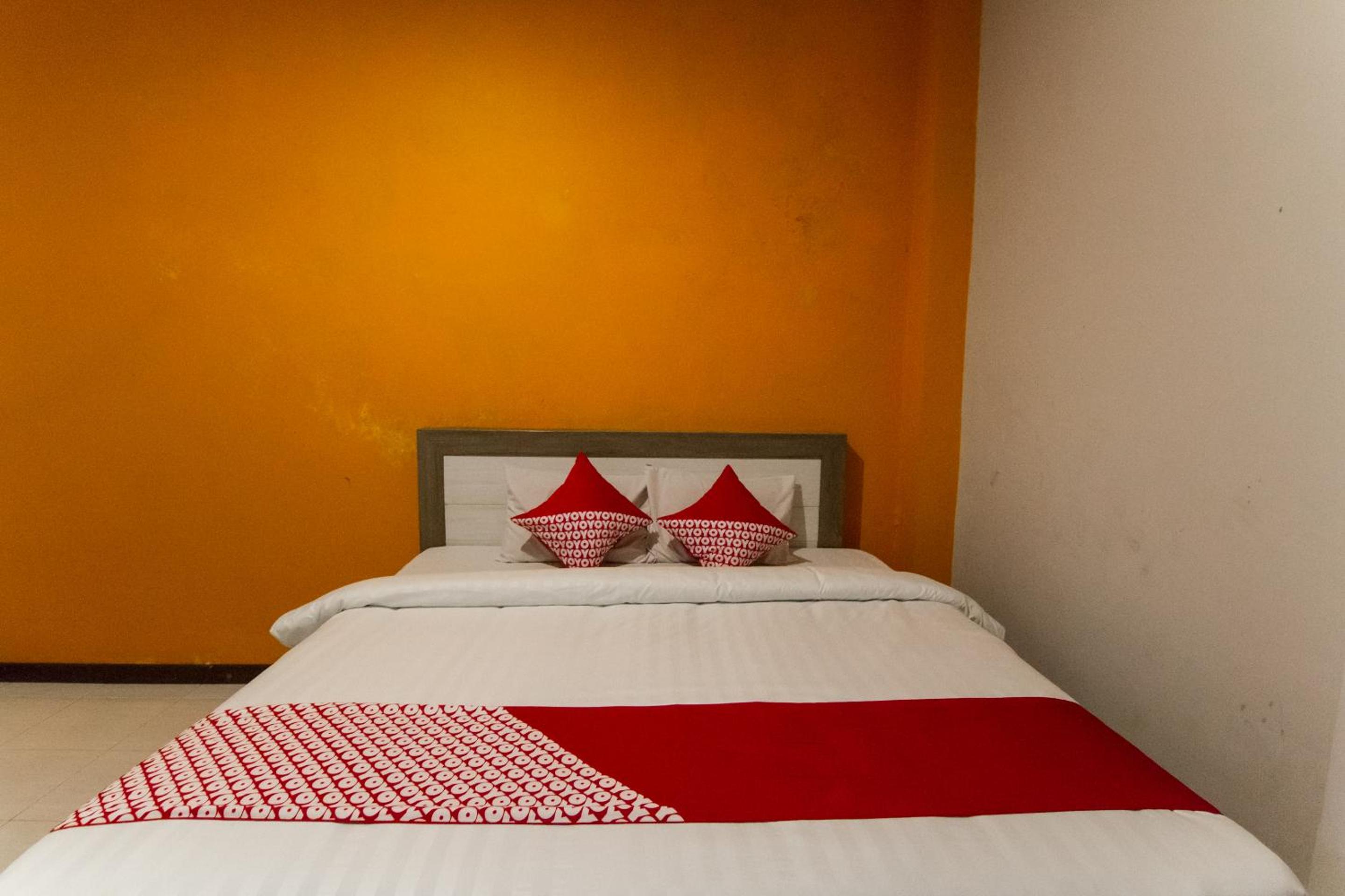 Standard Double Room - Photo 7
