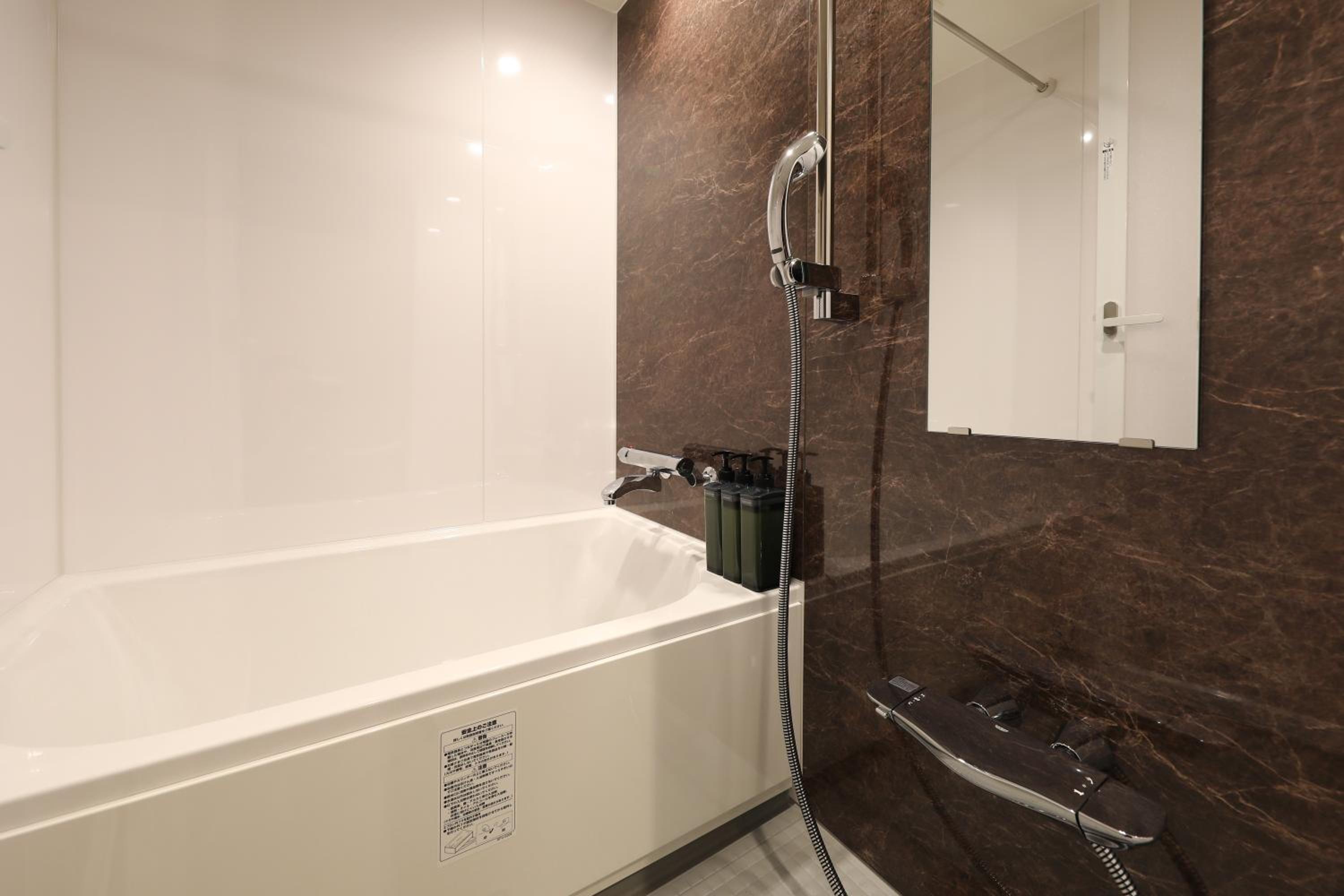 Family Suite - Photo 8