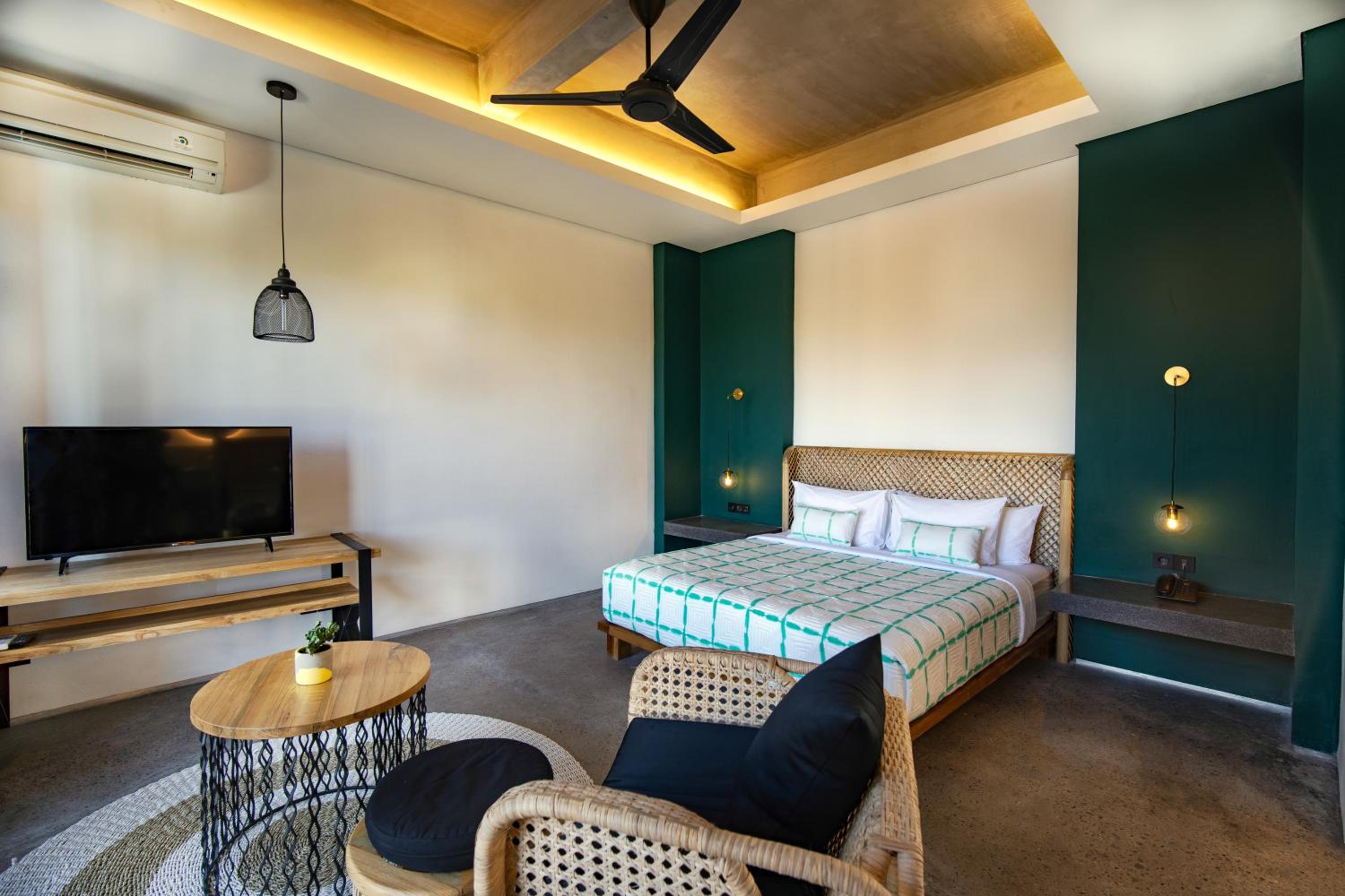 Urban Suite - Photo 16