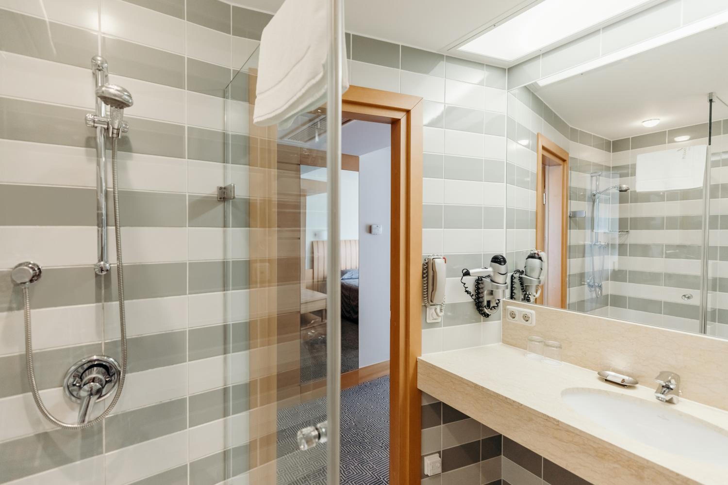 Standard Single Room With Spa Access photo 3