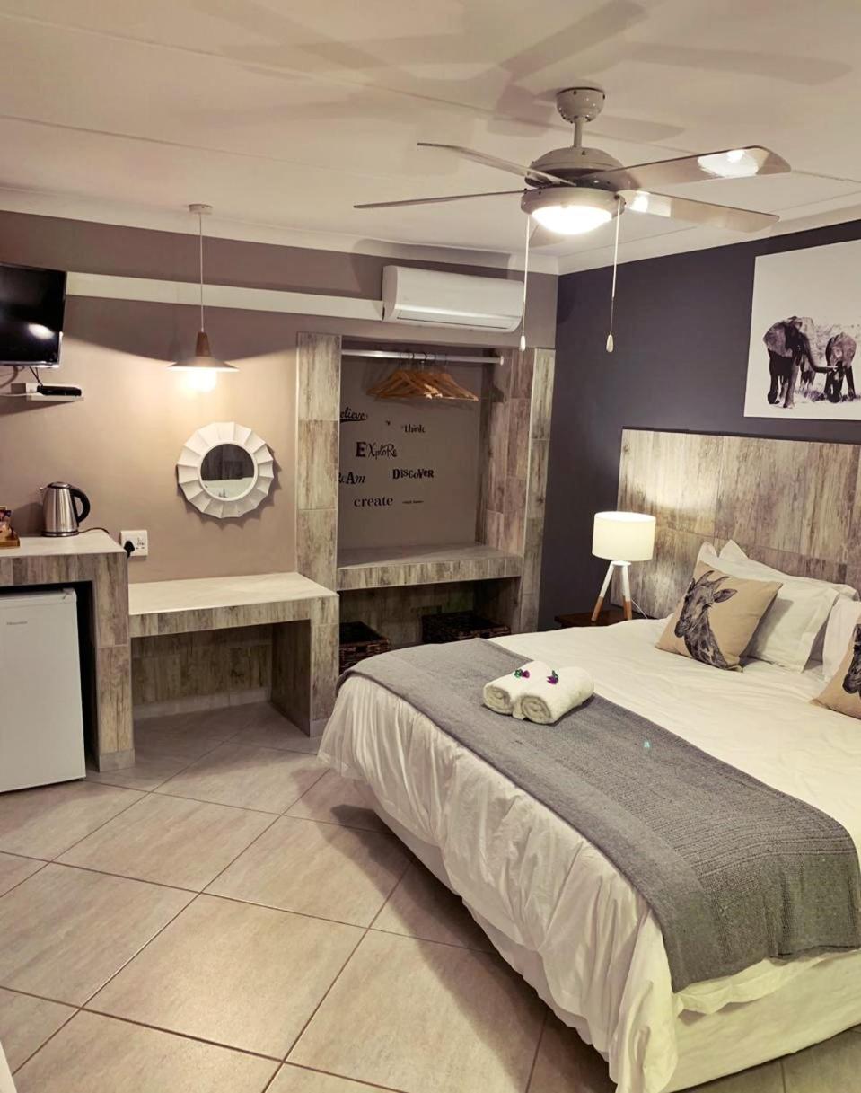 Deluxe Double Room - Photo 1