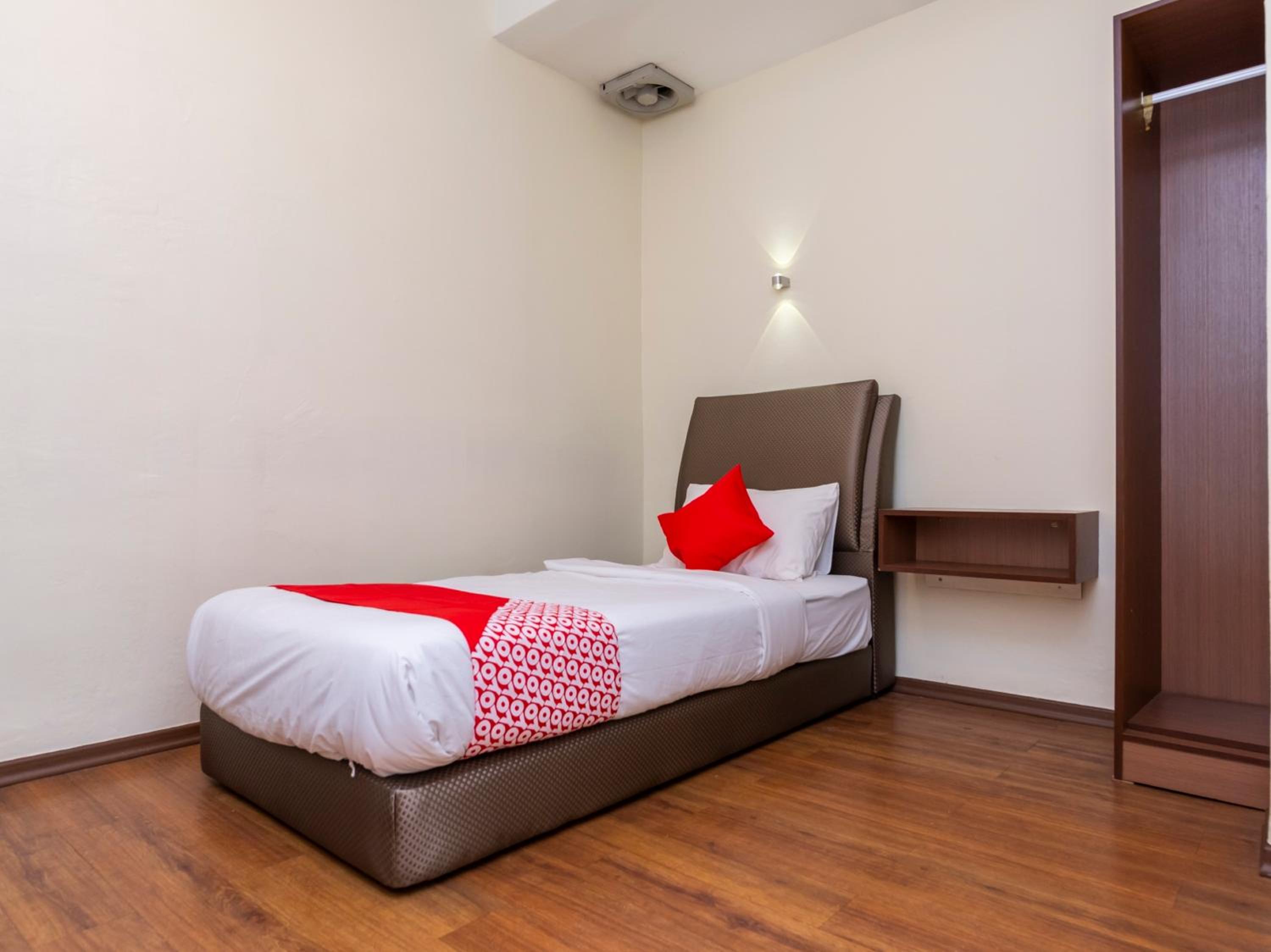 Standard Single Room photo 3
