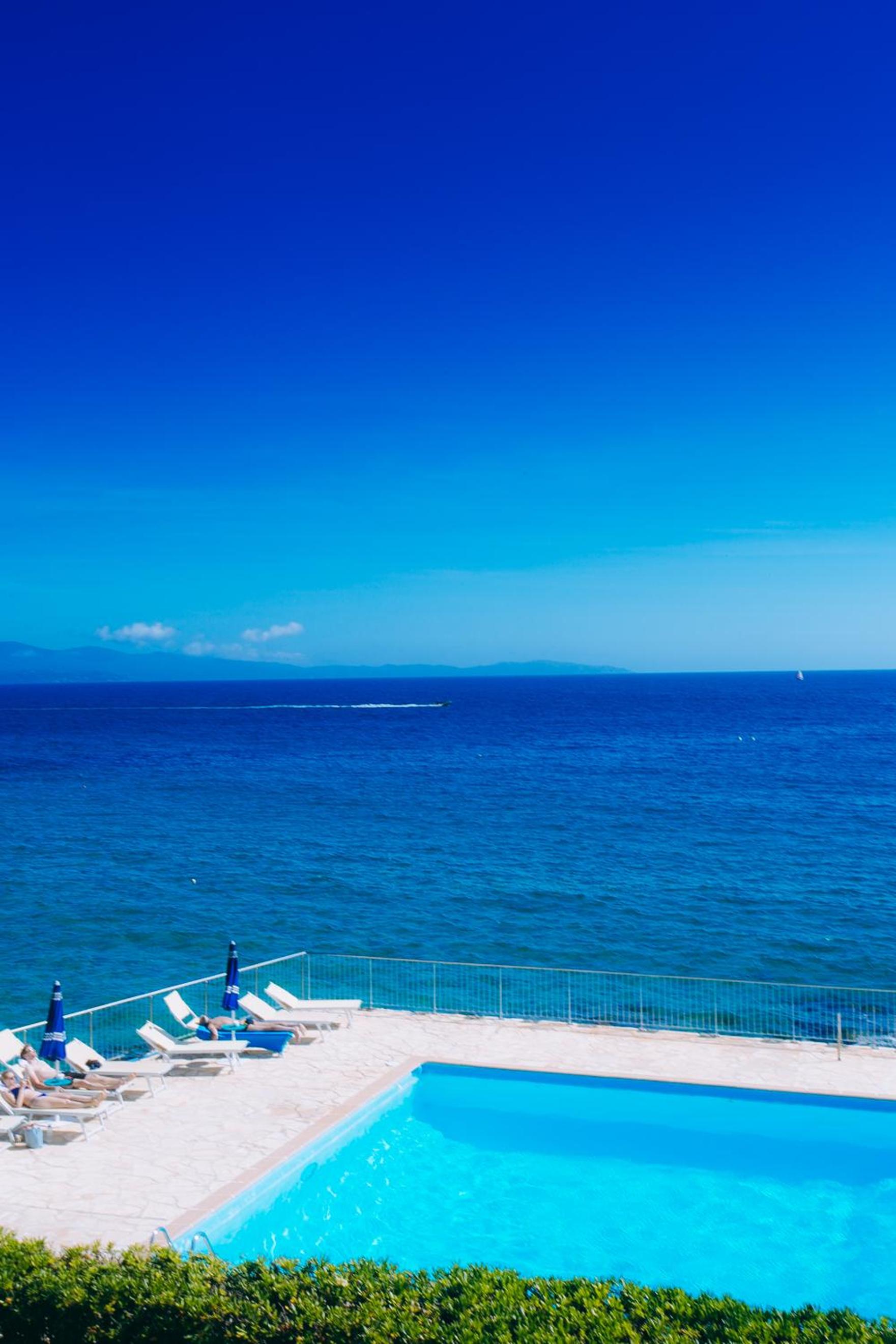 Priviledge double or twin room with balcony/terrasse - sea view photo 3