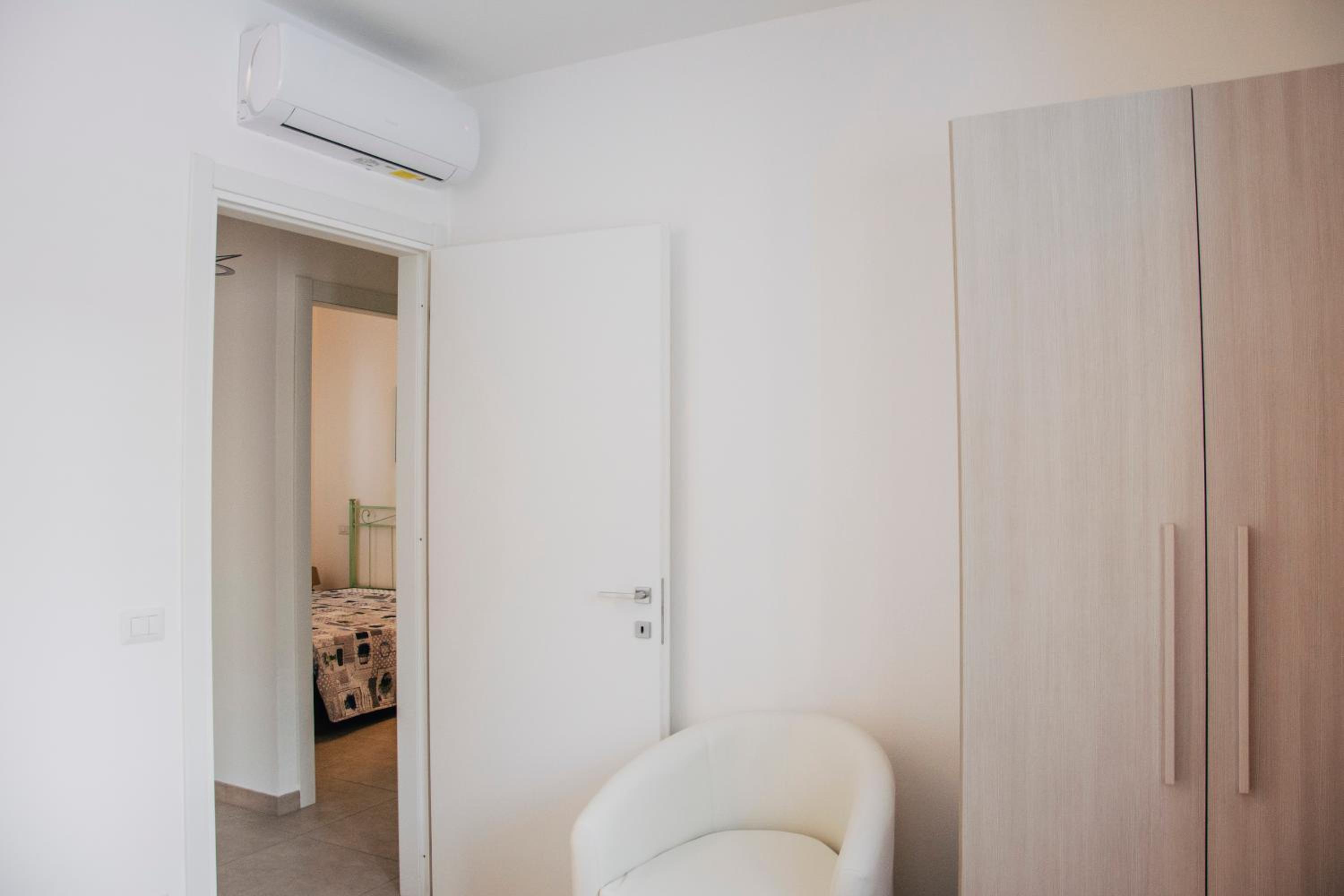 Three-Bedroom Apartment - Photo 20