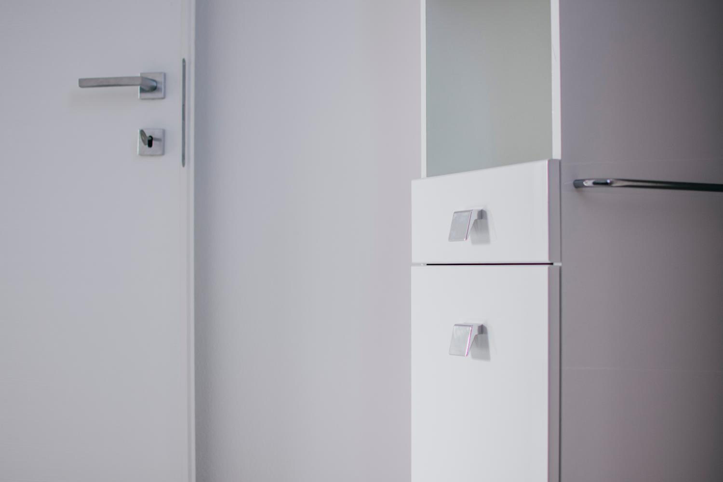 Three-Bedroom Apartment - Photo 39