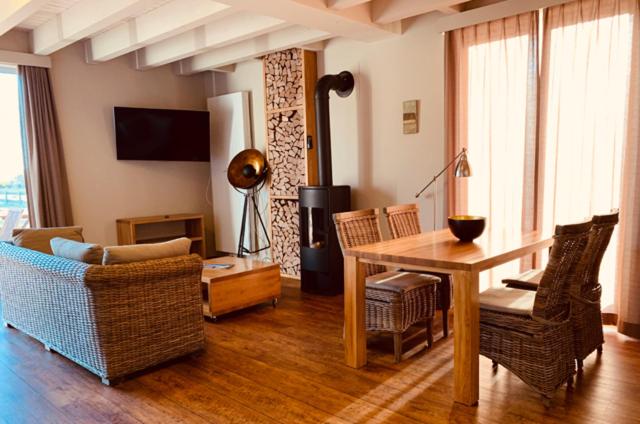Apartment with Terrace photo 1