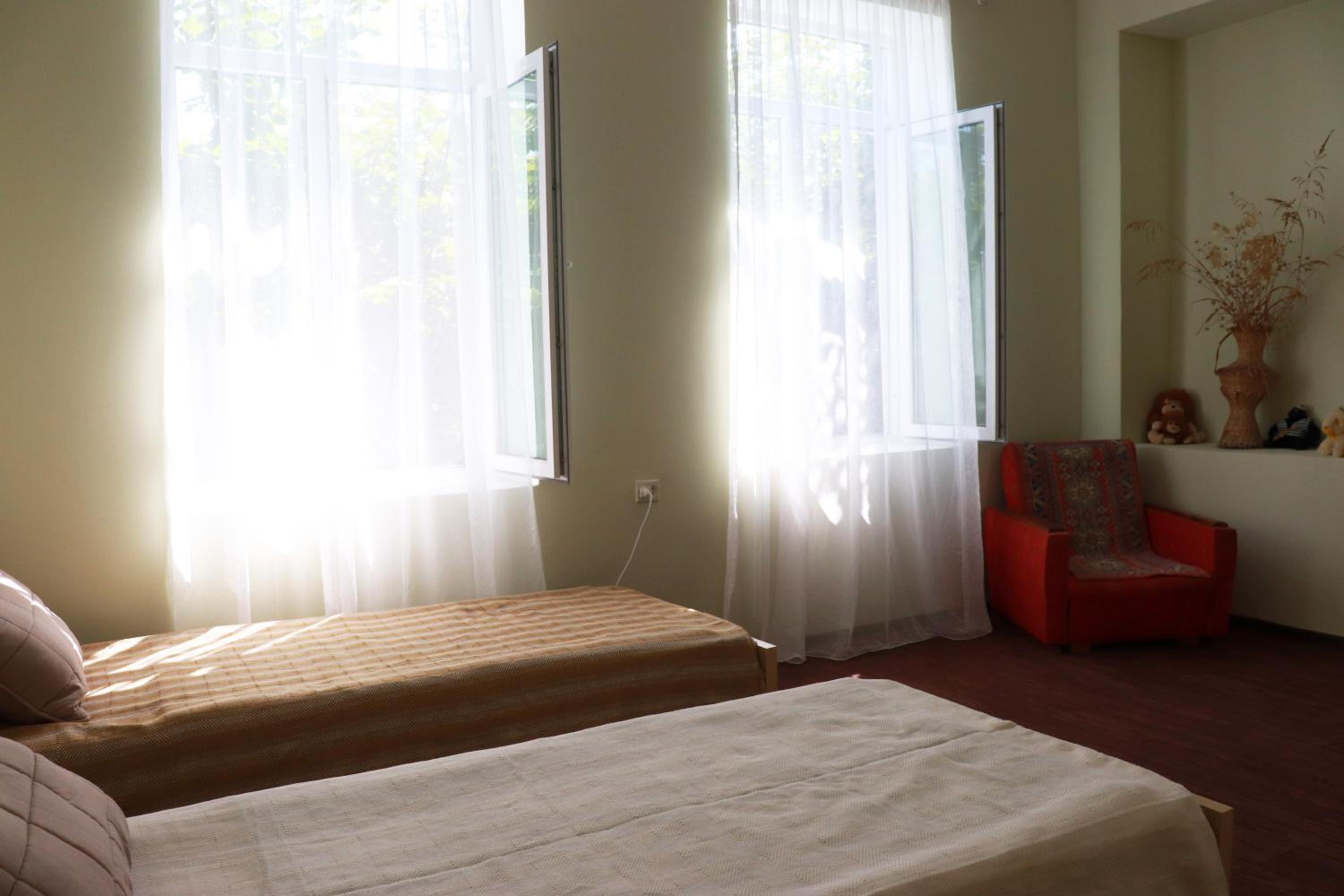 Triple Room with Shared Bathroom photo 3
