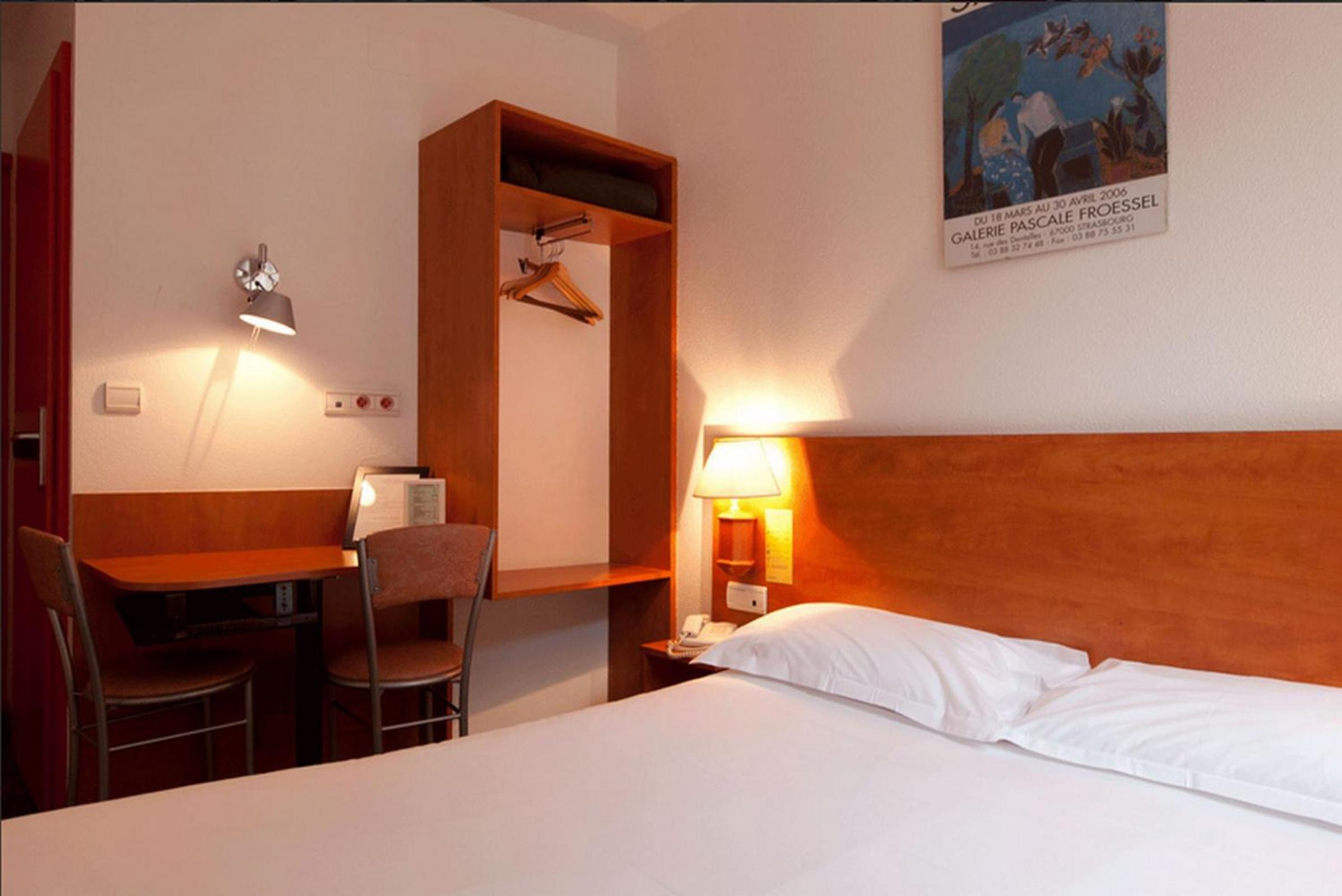 Single Room photo 1
