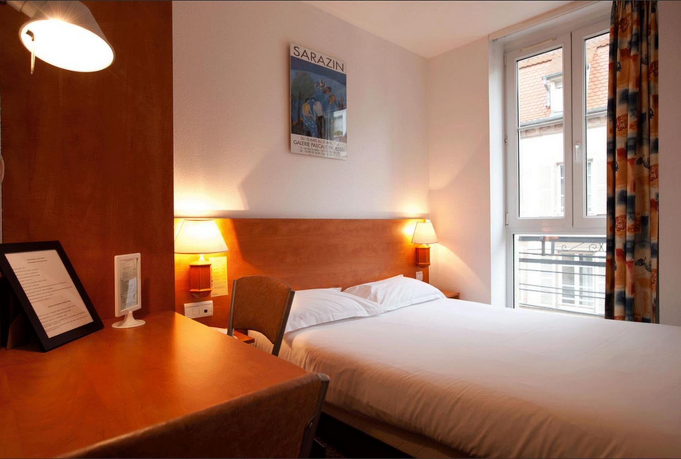 Standard Double Room photo 3