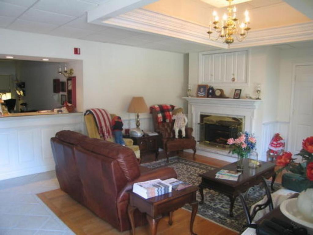 Standard Double Room - Photo 4