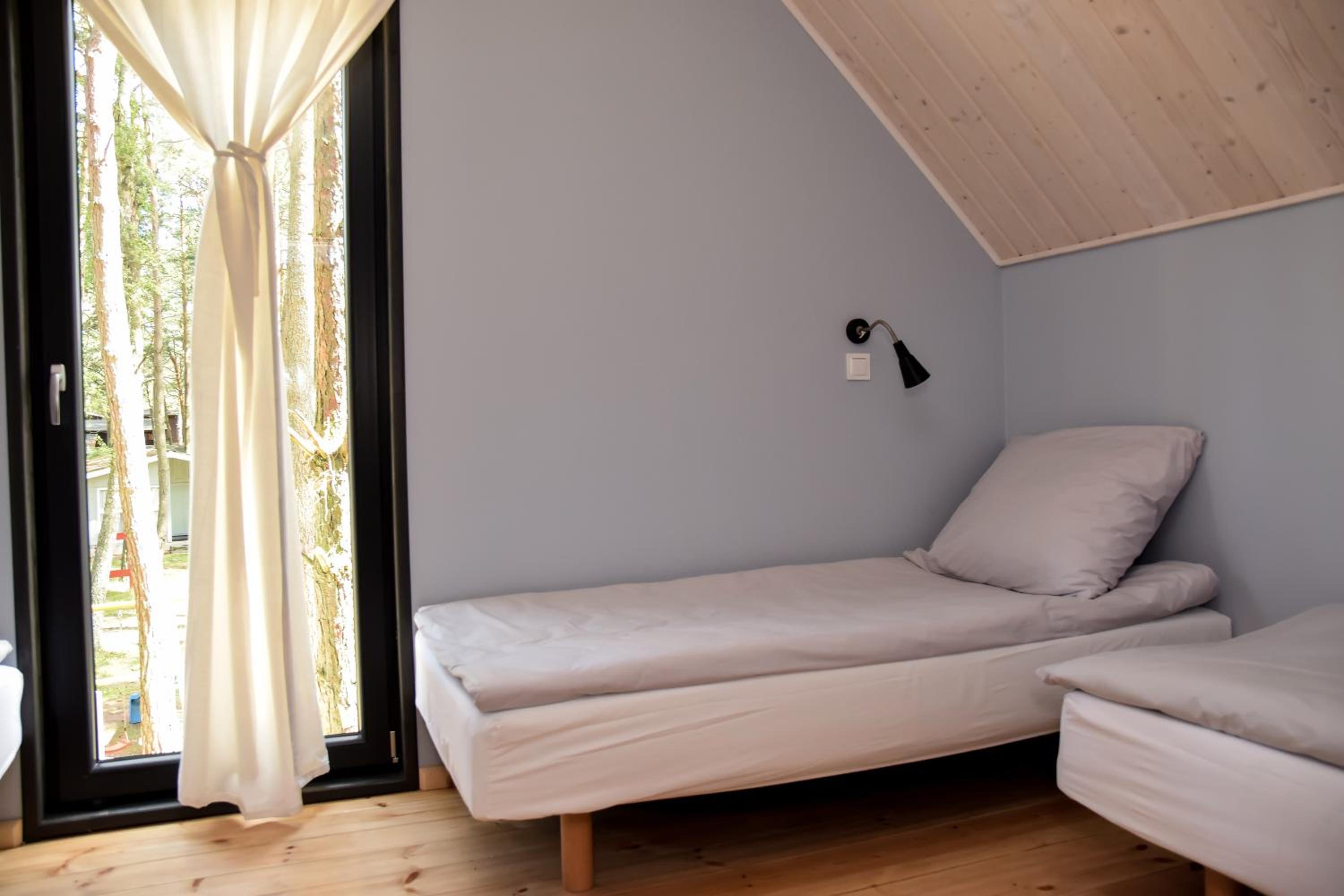 Two-Bedroom Townhouse - Photo 5