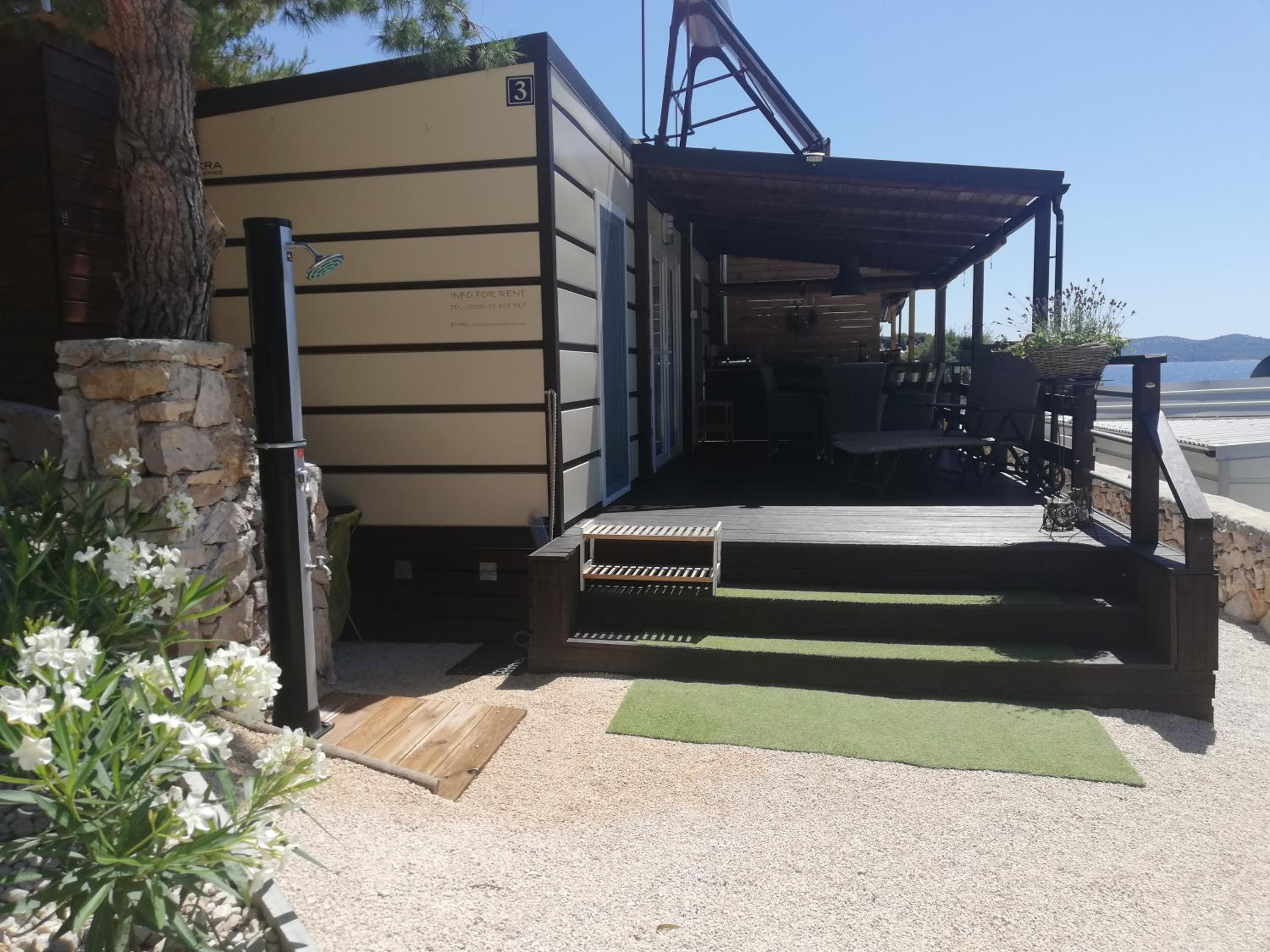 Mobile Home photo 1