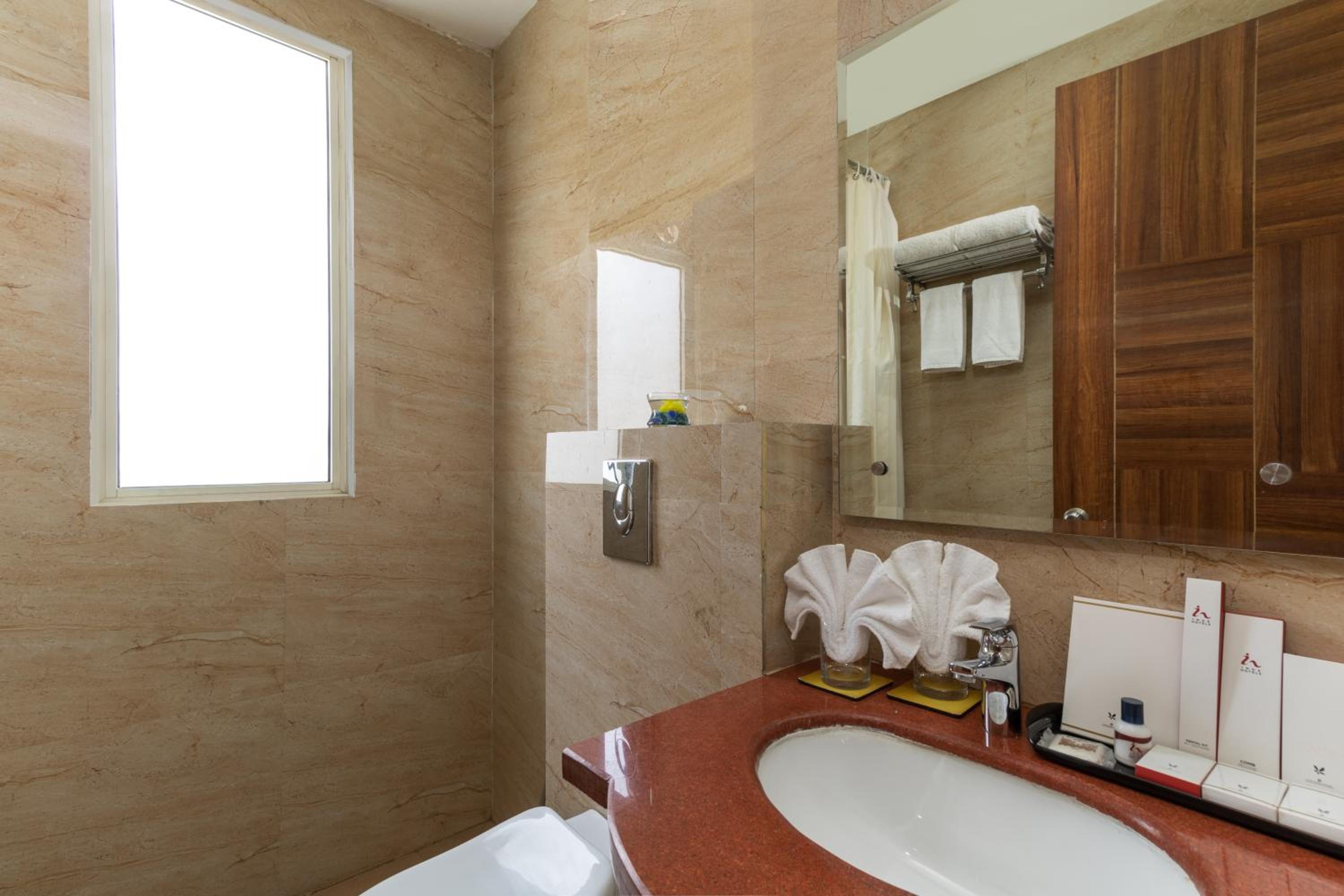Superior Twin Room with 10% discount on Food & Soft Beverages (at restaurants) photo 2