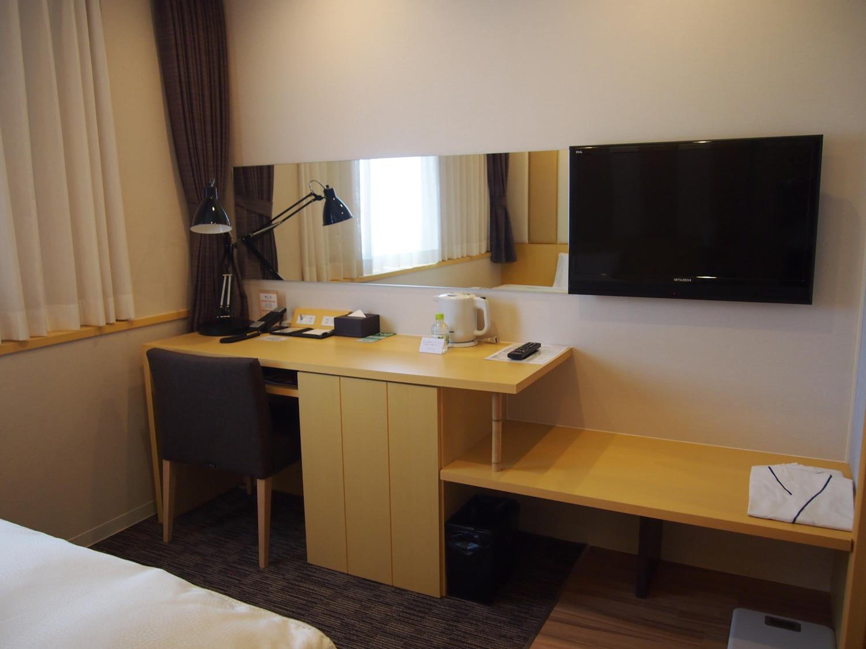 Deluxe Twin Room - Non-Smoking photo 1
