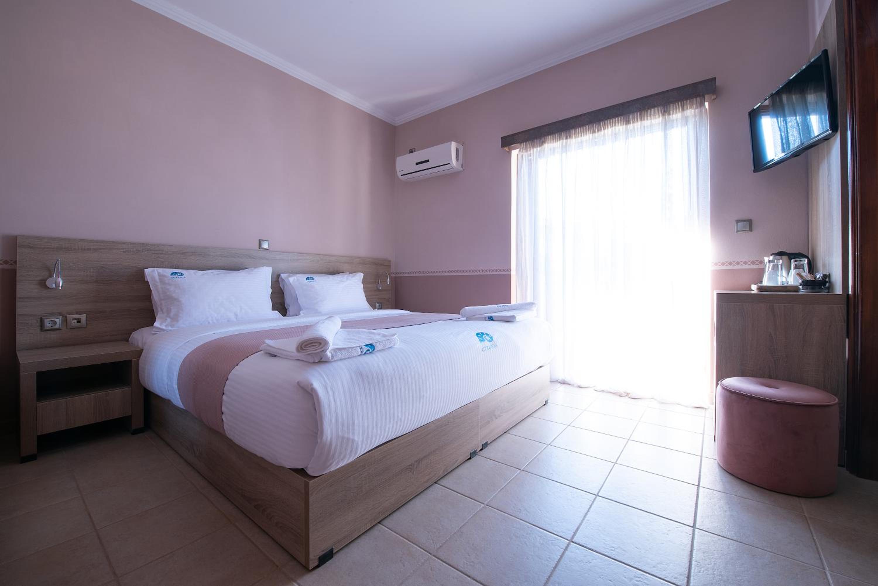 Economy Double or Twin Room - Photo 7
