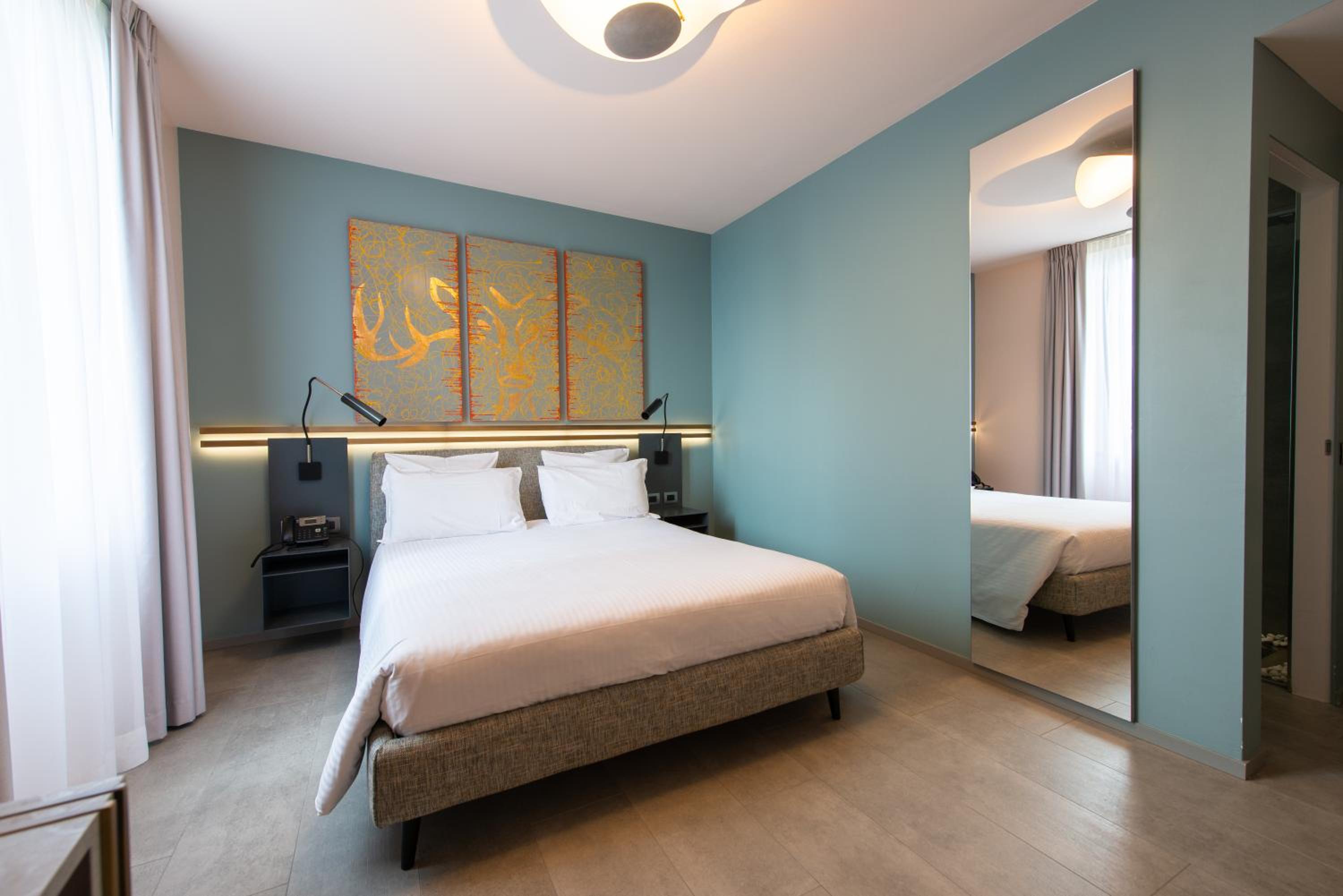 Deluxe Double Room - Photo 1