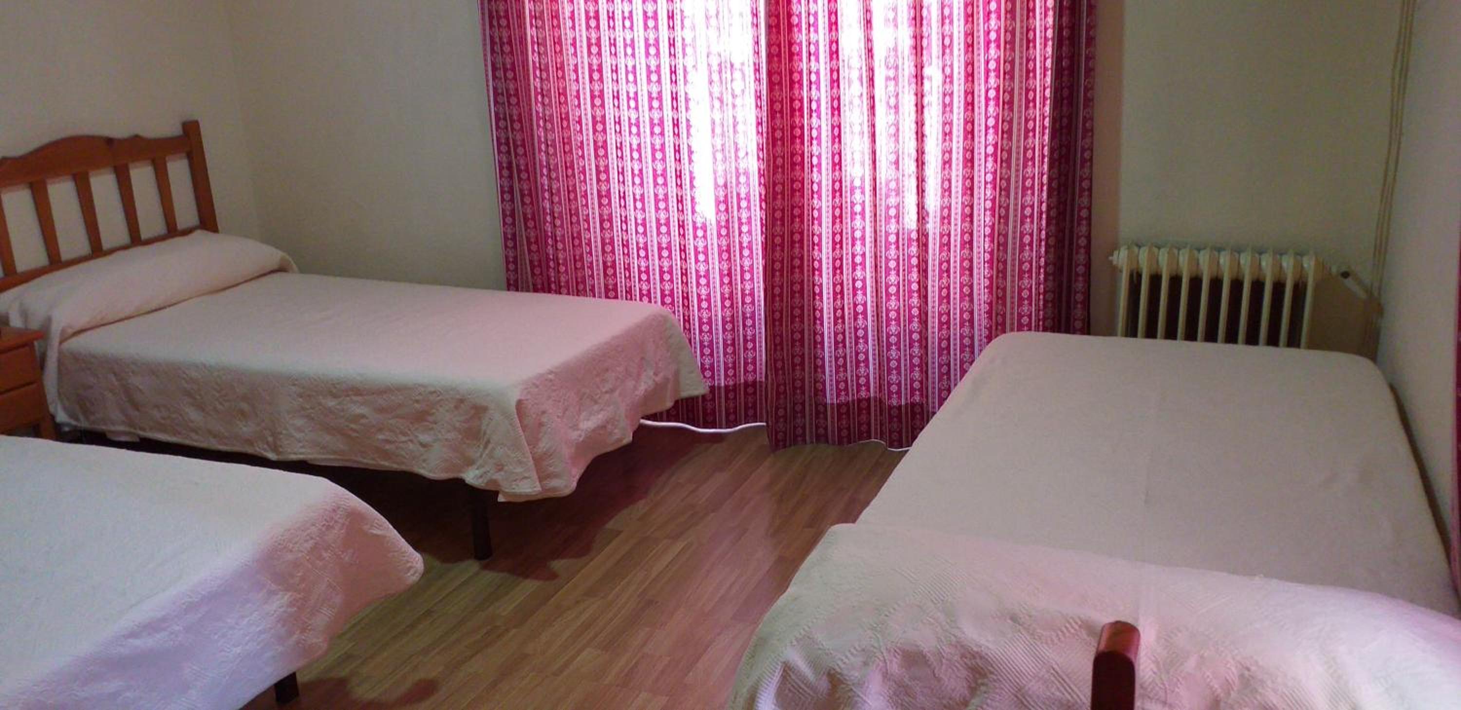 Triple Room - Photo 3