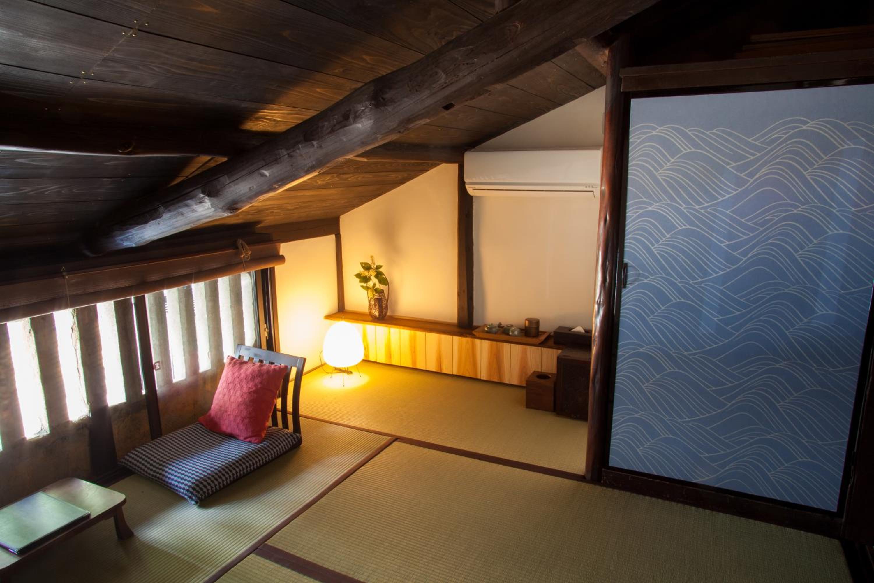 Twin Room with Shared Bathroom