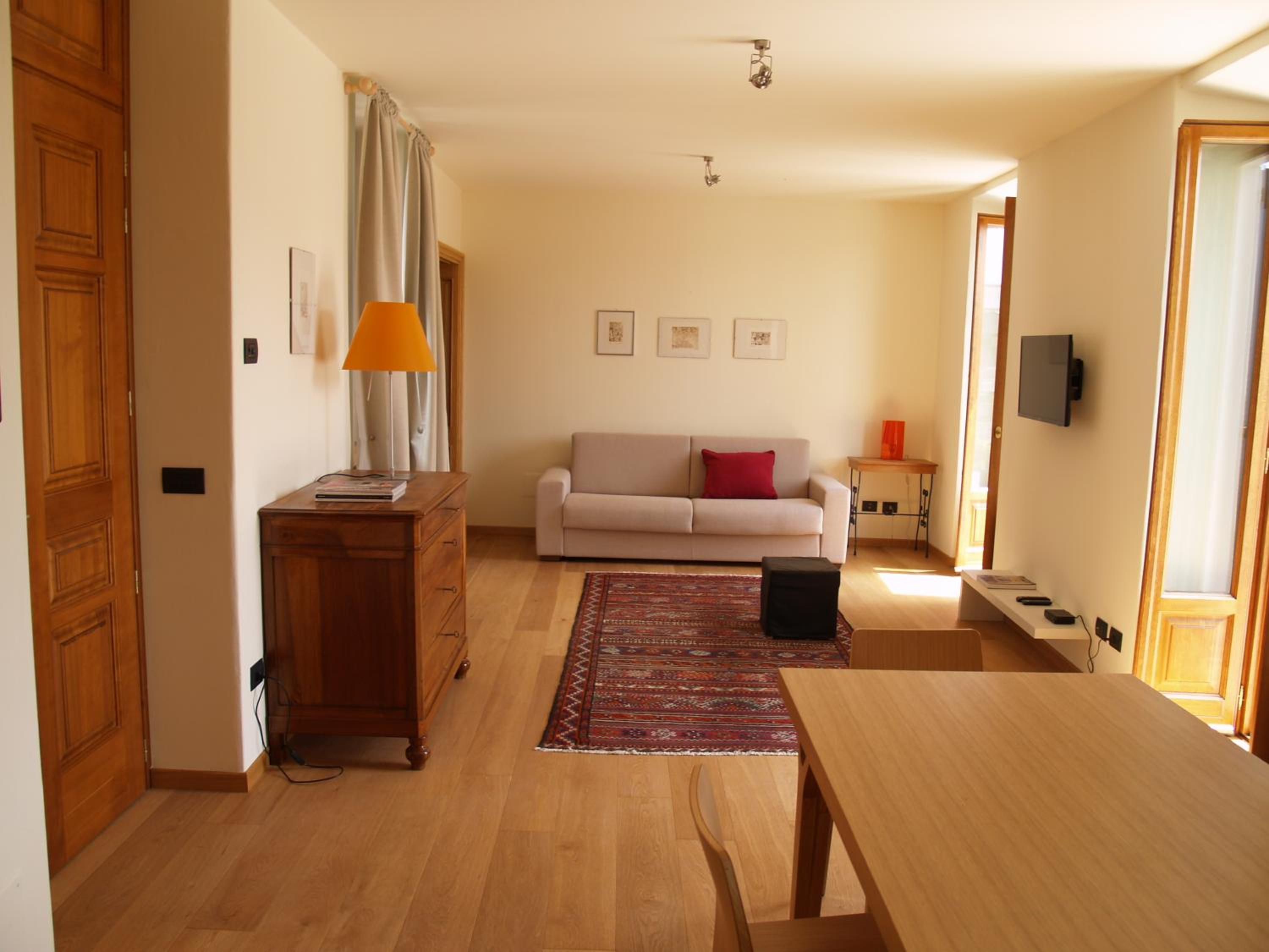 Apartment with Terrace photo 2