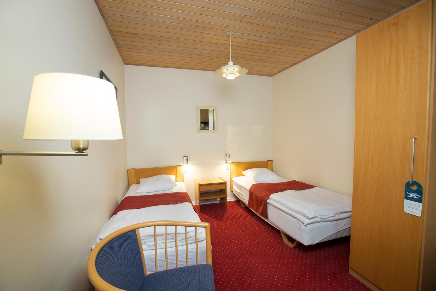 Twin Room - Photo 5