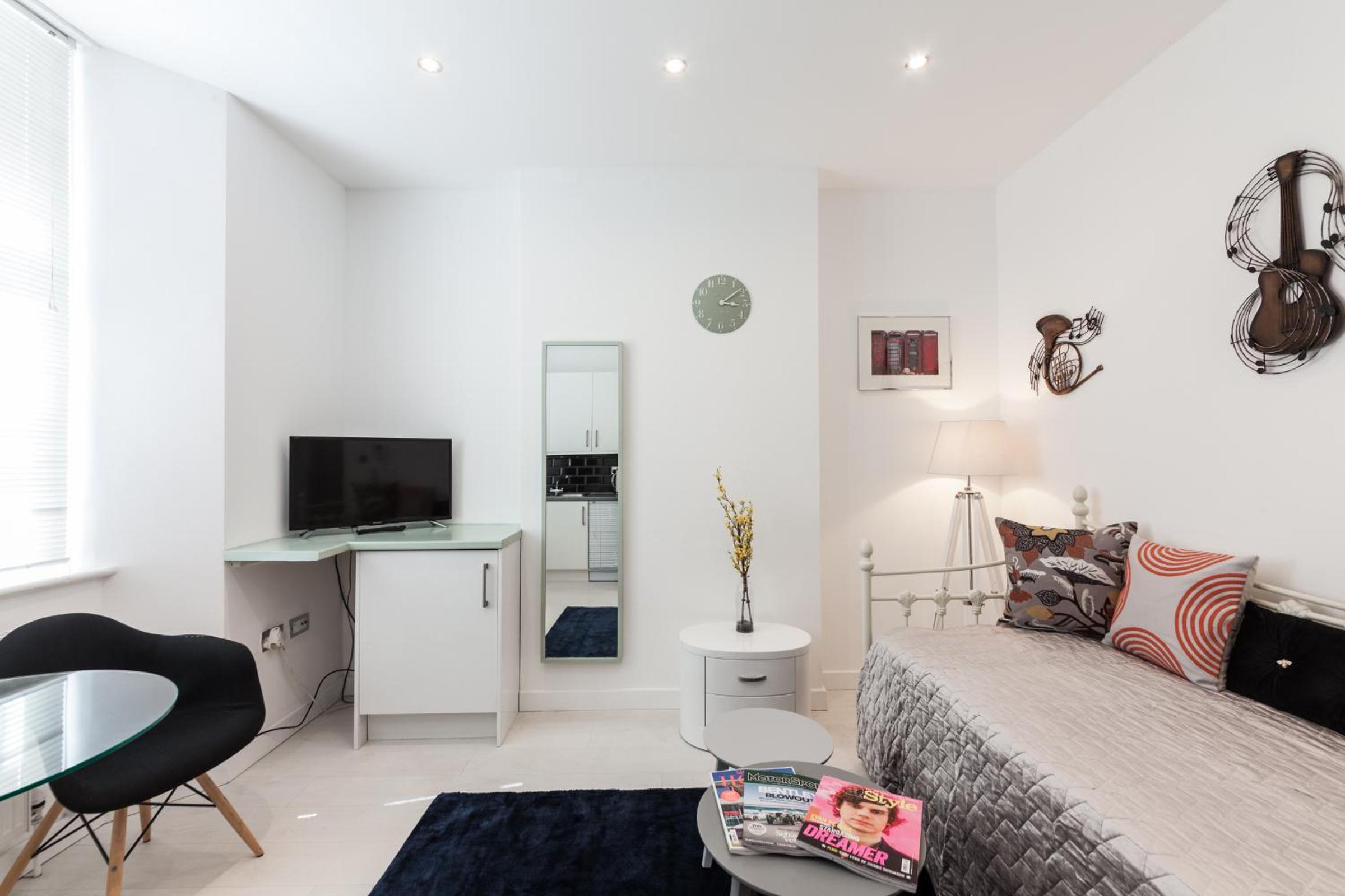 Standard Apartment photo 2